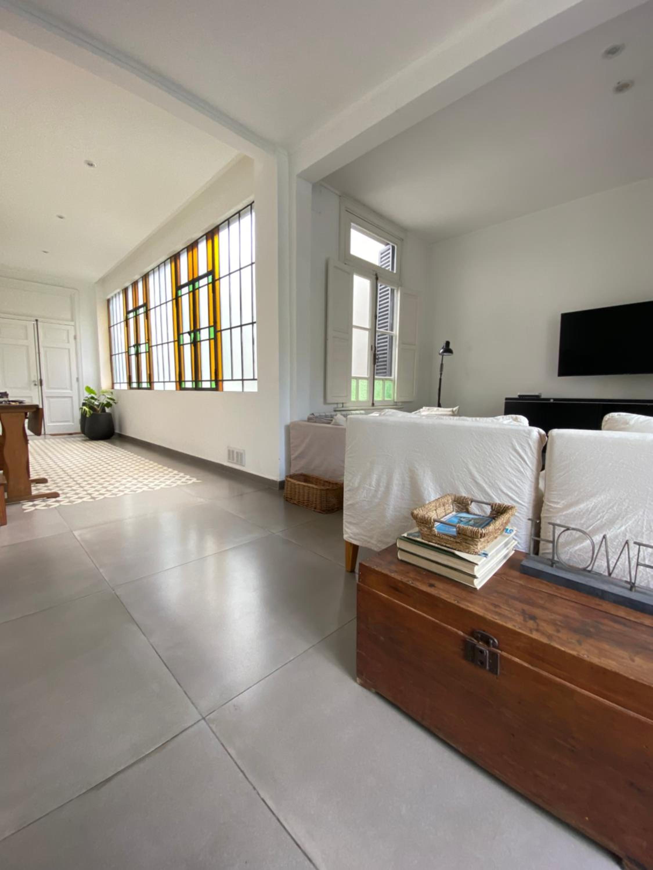 Casa céntrica con pileta y parrilla