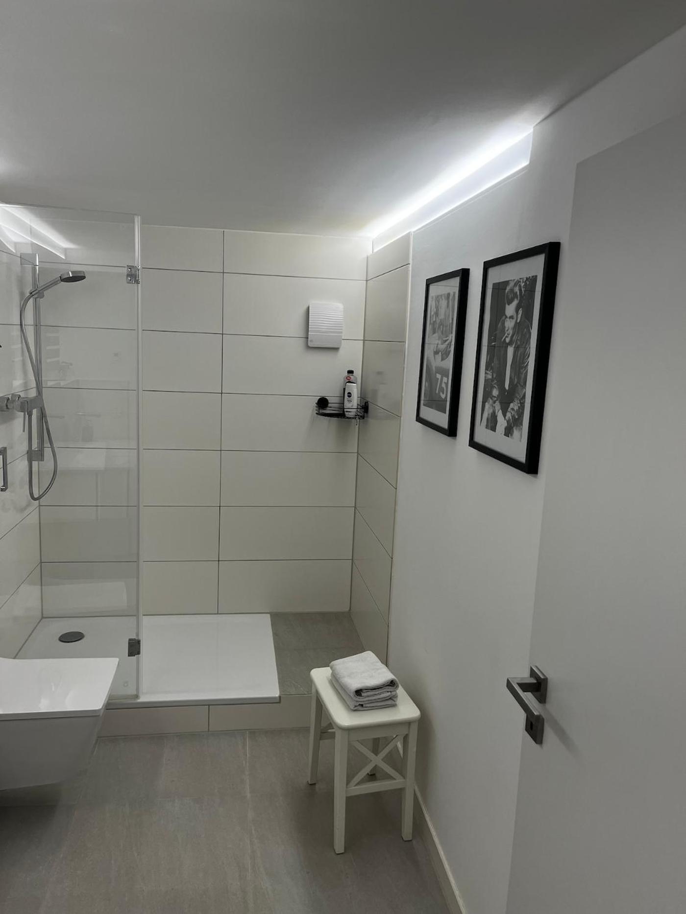 Anderswo Bad Aibling