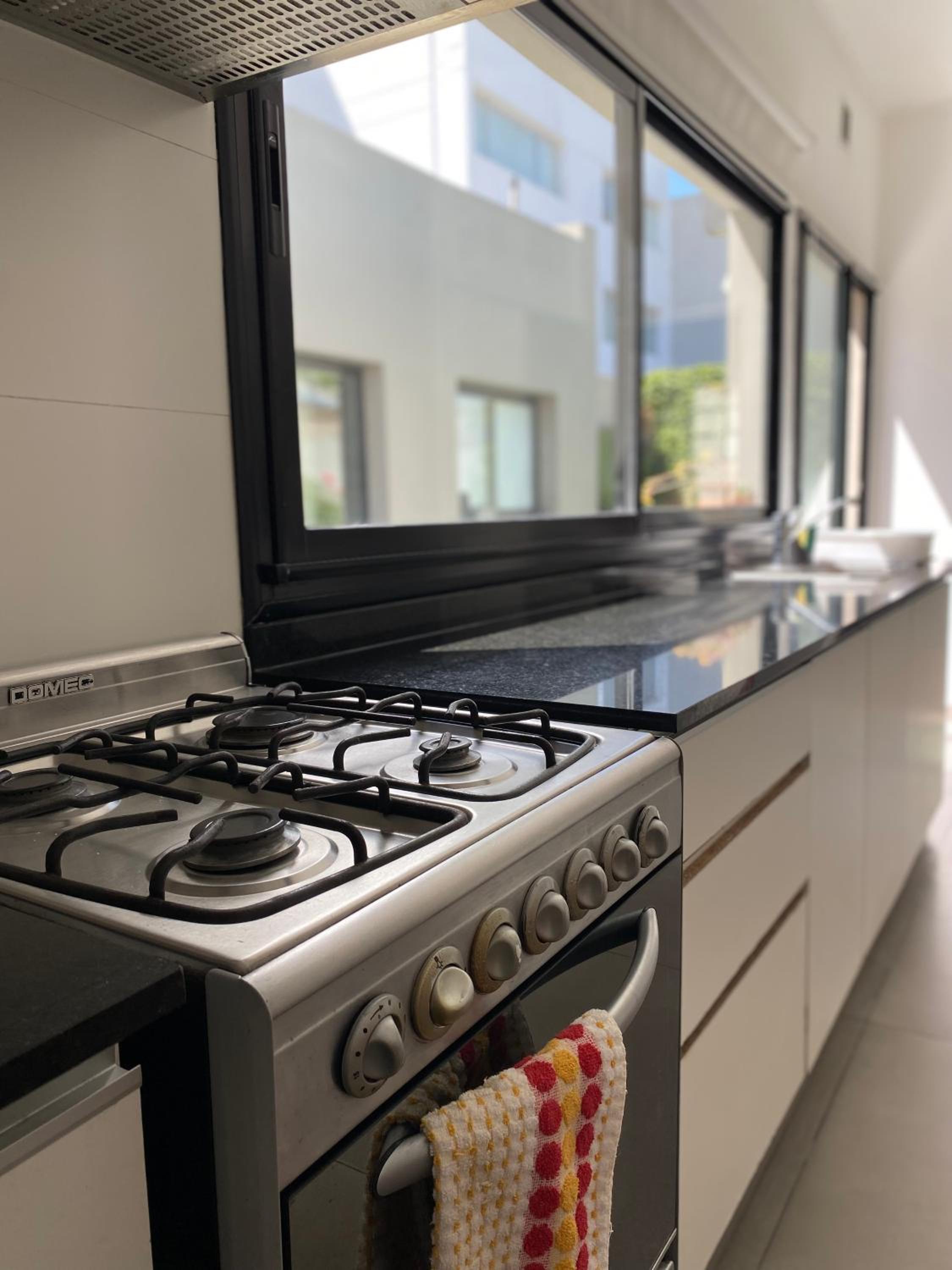 Casa céntrica con pileta y parrilla
