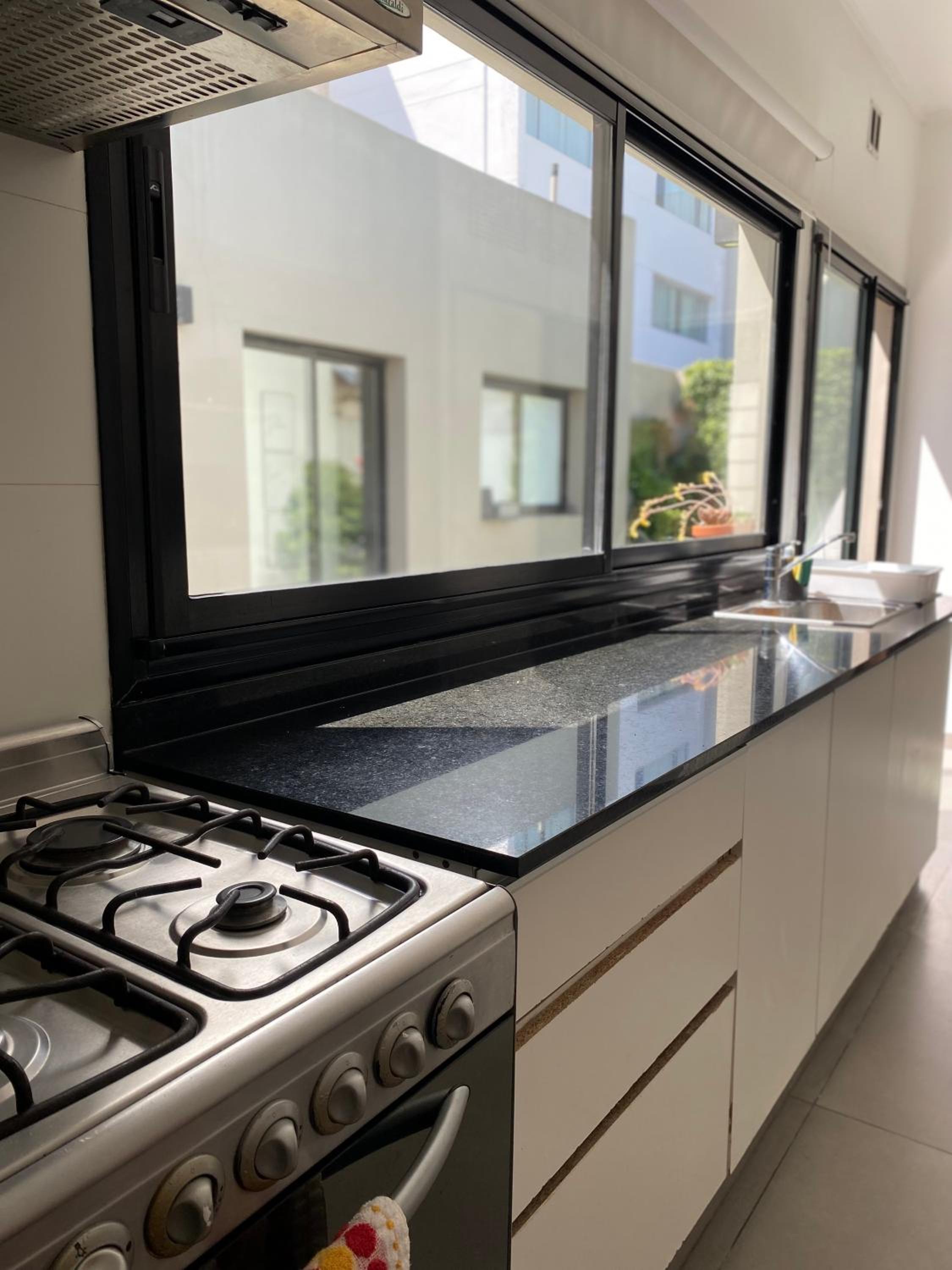 Casa céntrica con pileta y parrilla