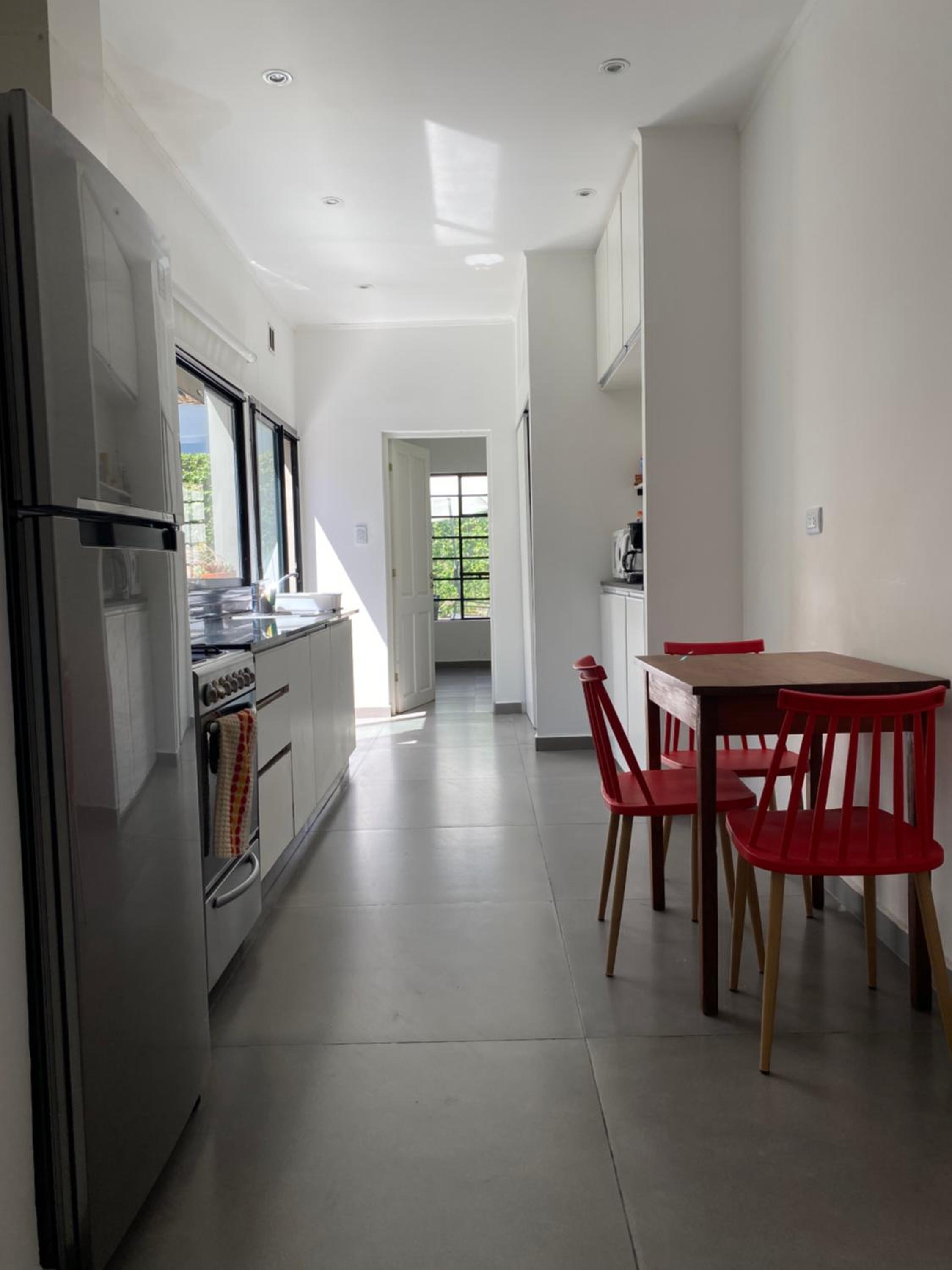 Casa céntrica con pileta y parrilla