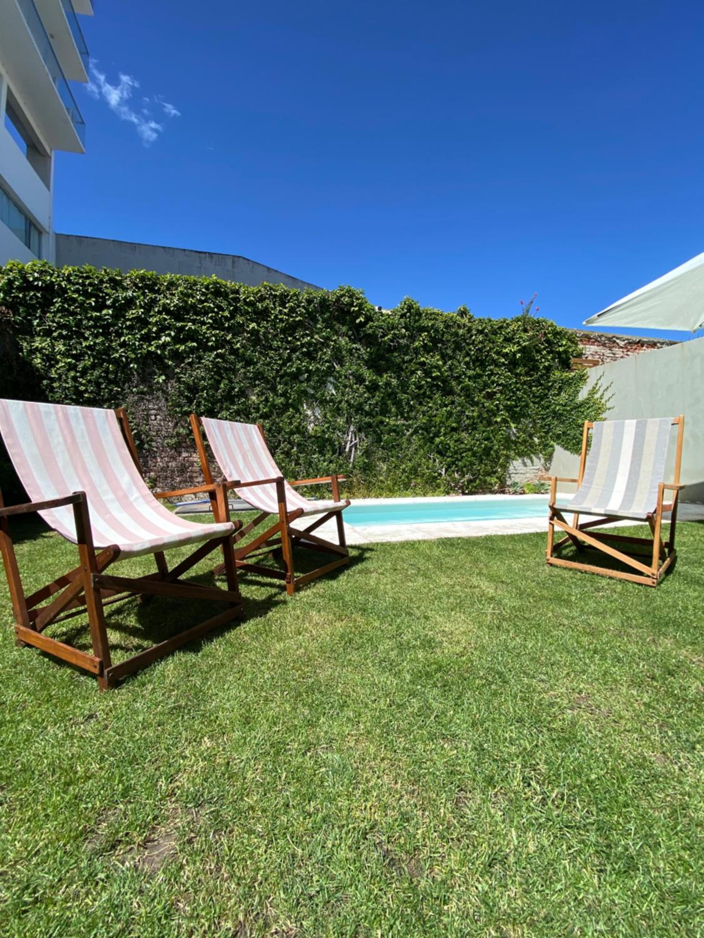 Casa céntrica con pileta y parrilla