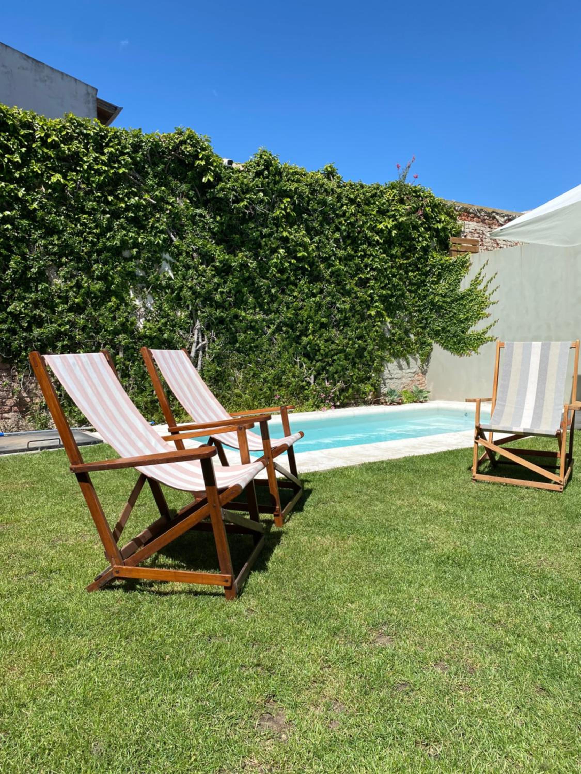 Casa céntrica con pileta y parrilla
