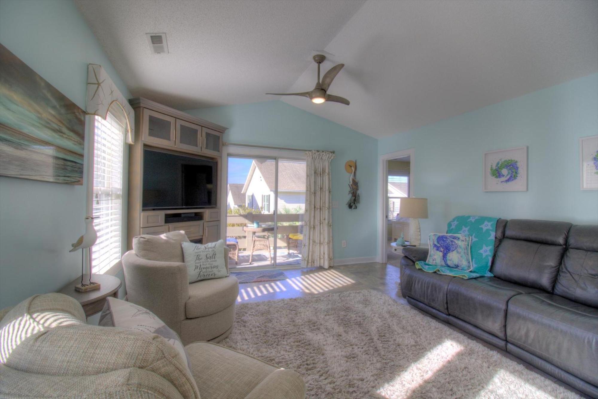 Seaglass Cottage at Ocean Green view 3