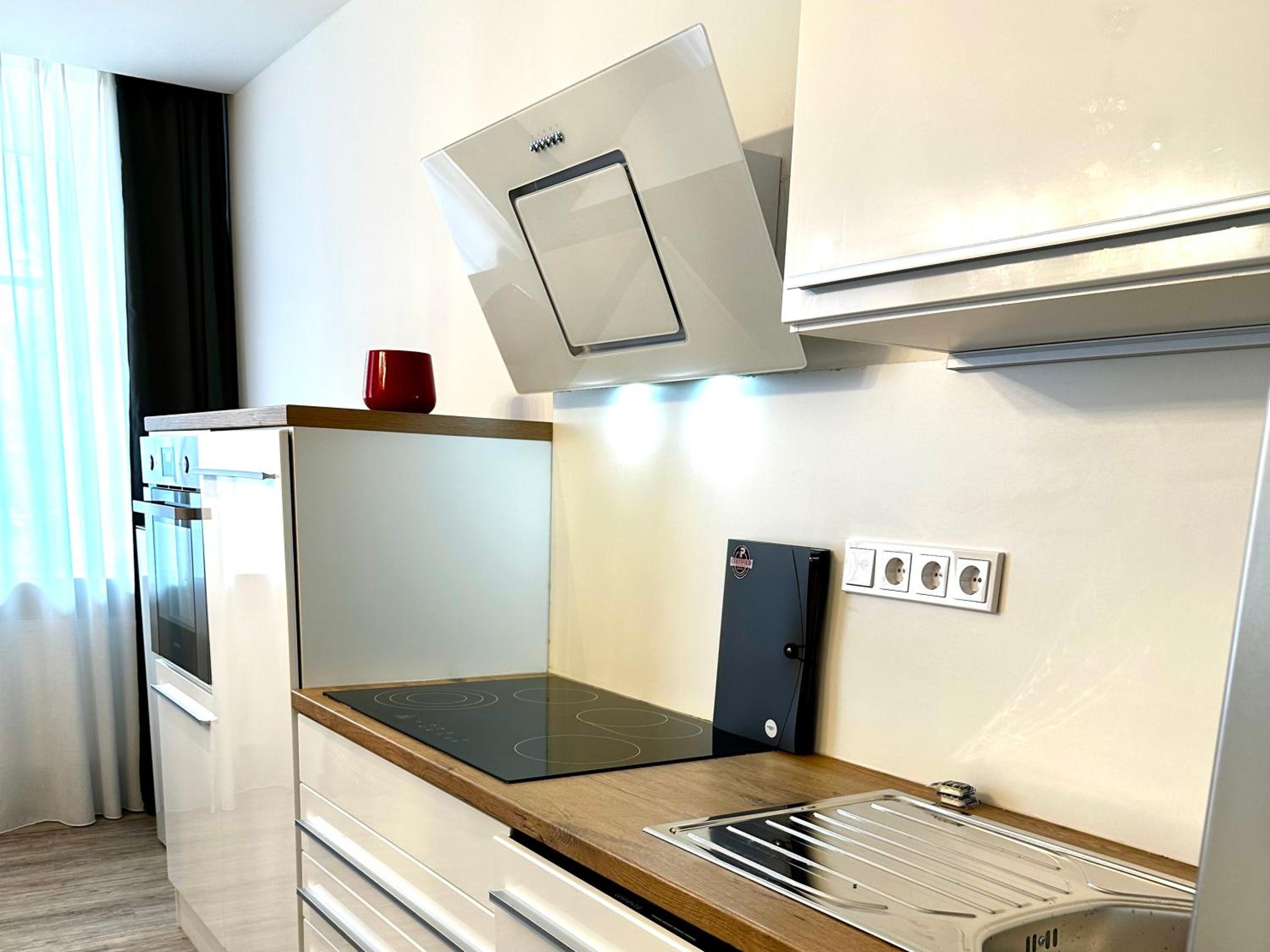 BeeFree WhirlpoolSuiteXL33-FreeParking-FastWiFi