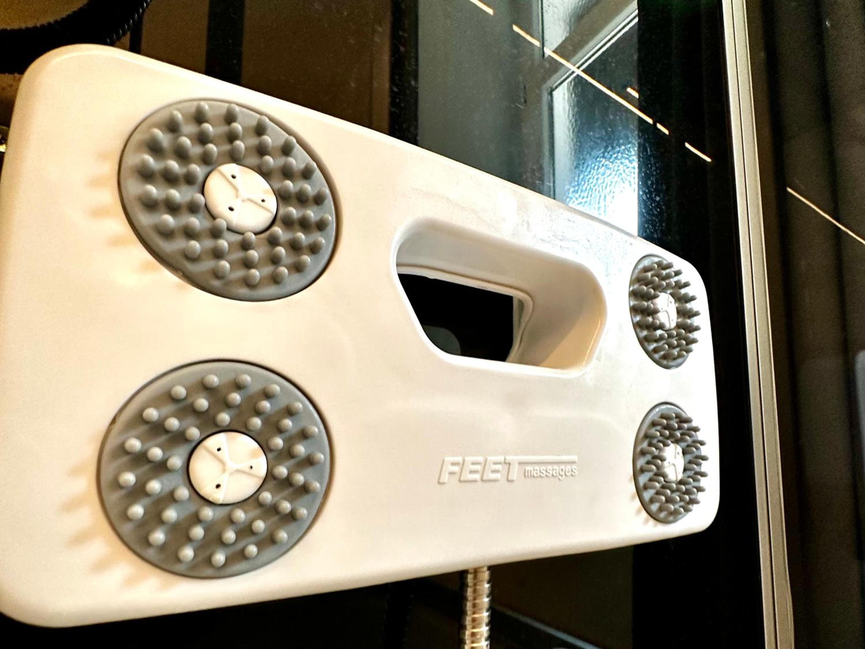 BeeFree WhirlpoolSuiteXL33-FreeParking-FastWiFi
