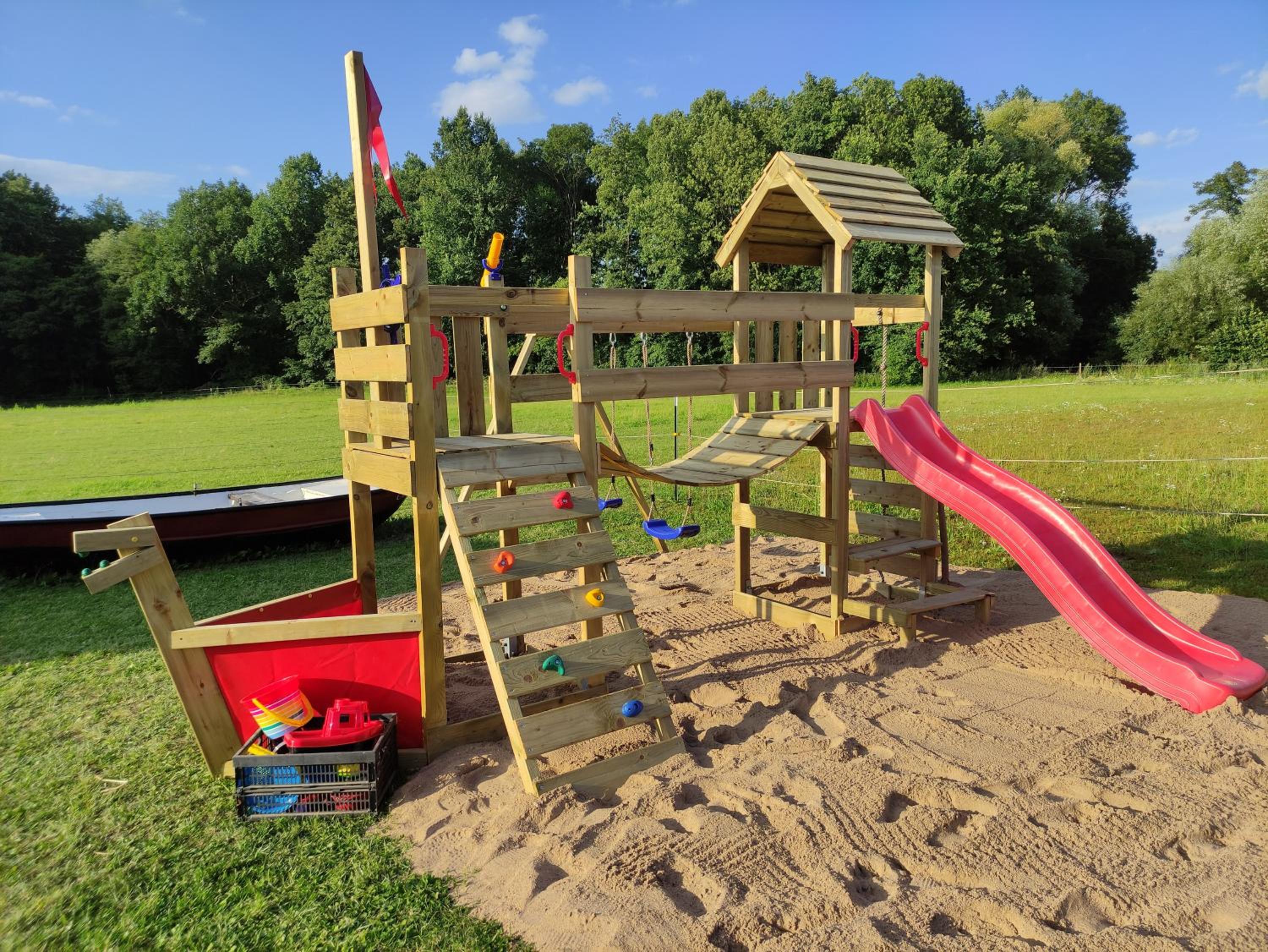 activities & amenities