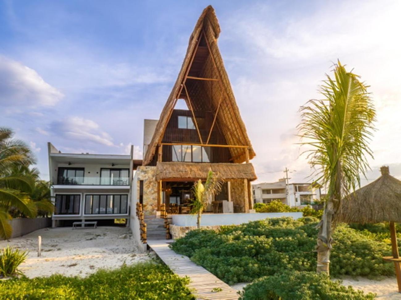 Residencia Las Olas en San Benito lujo en todo su esplendor. view 4