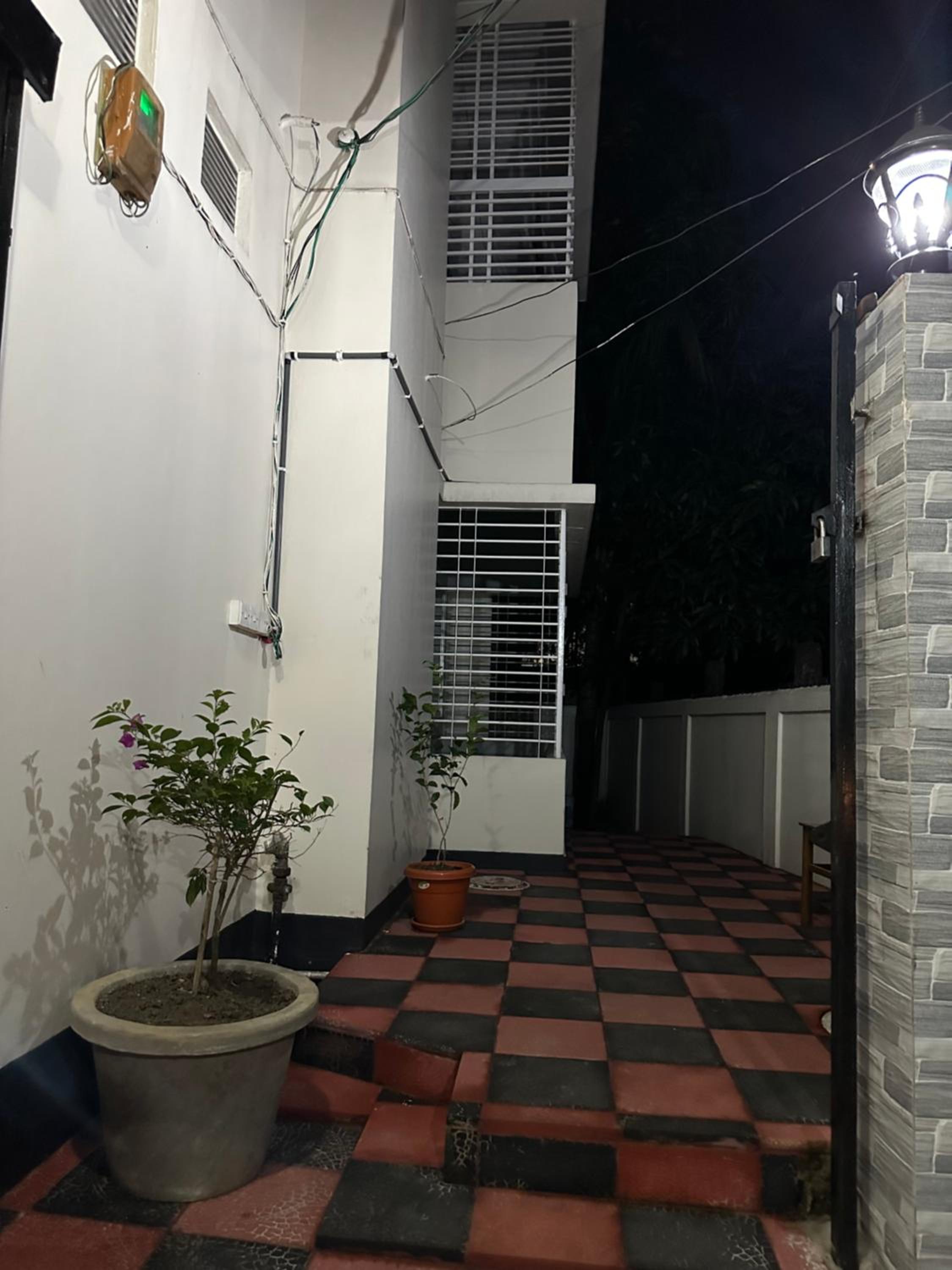 Alom Manzil - 4 Bedroom Family Home