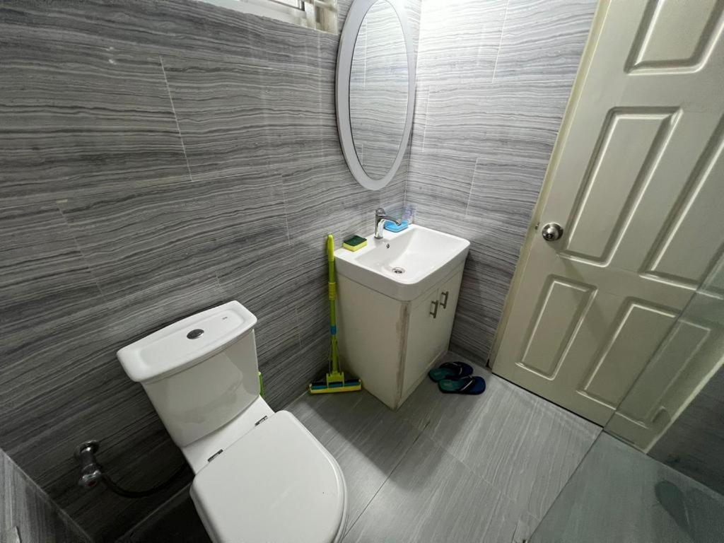 Alom Manzil - 4 Bedroom Family Home