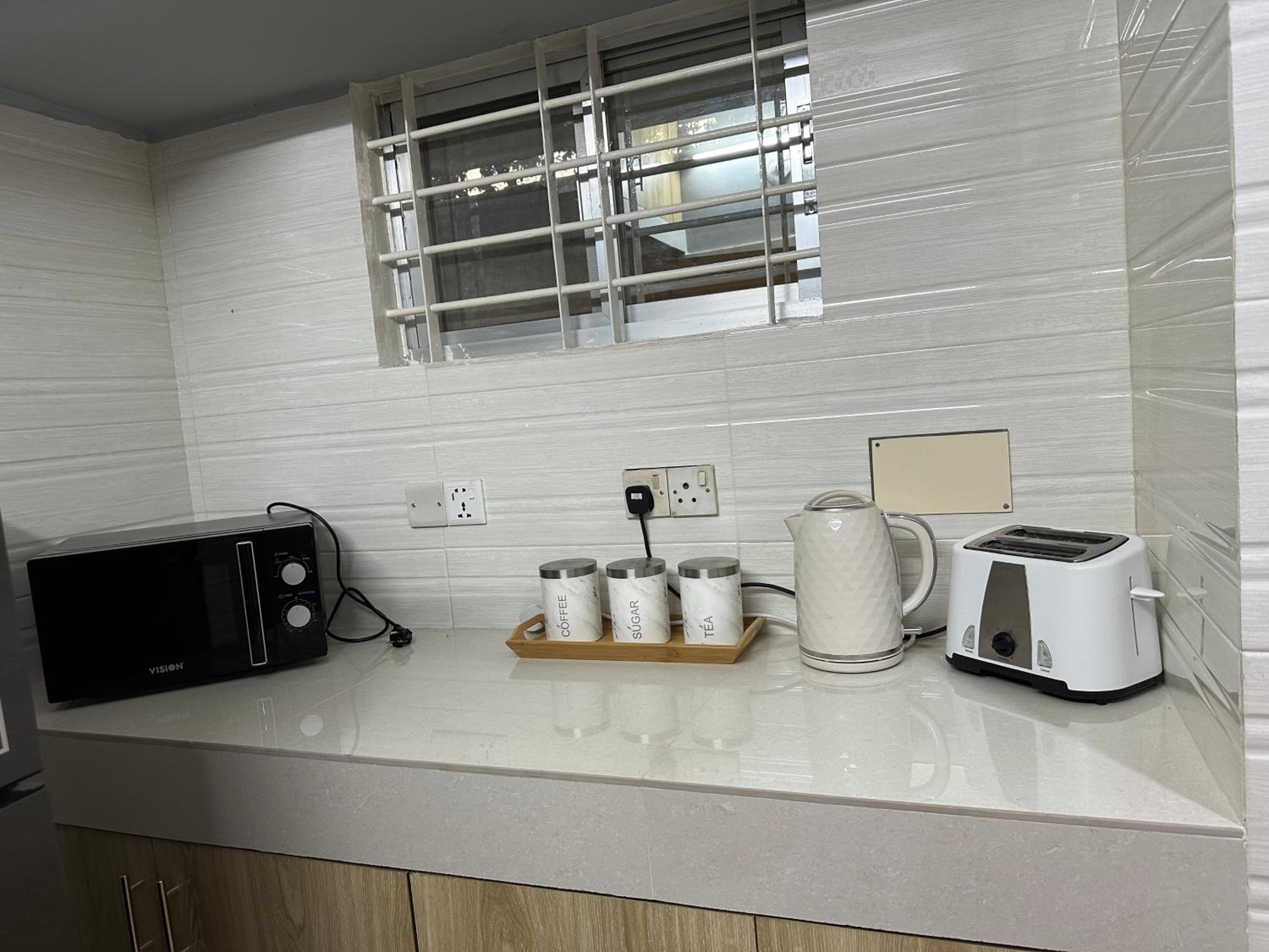 Alom Manzil - 4 Bedroom Family Home