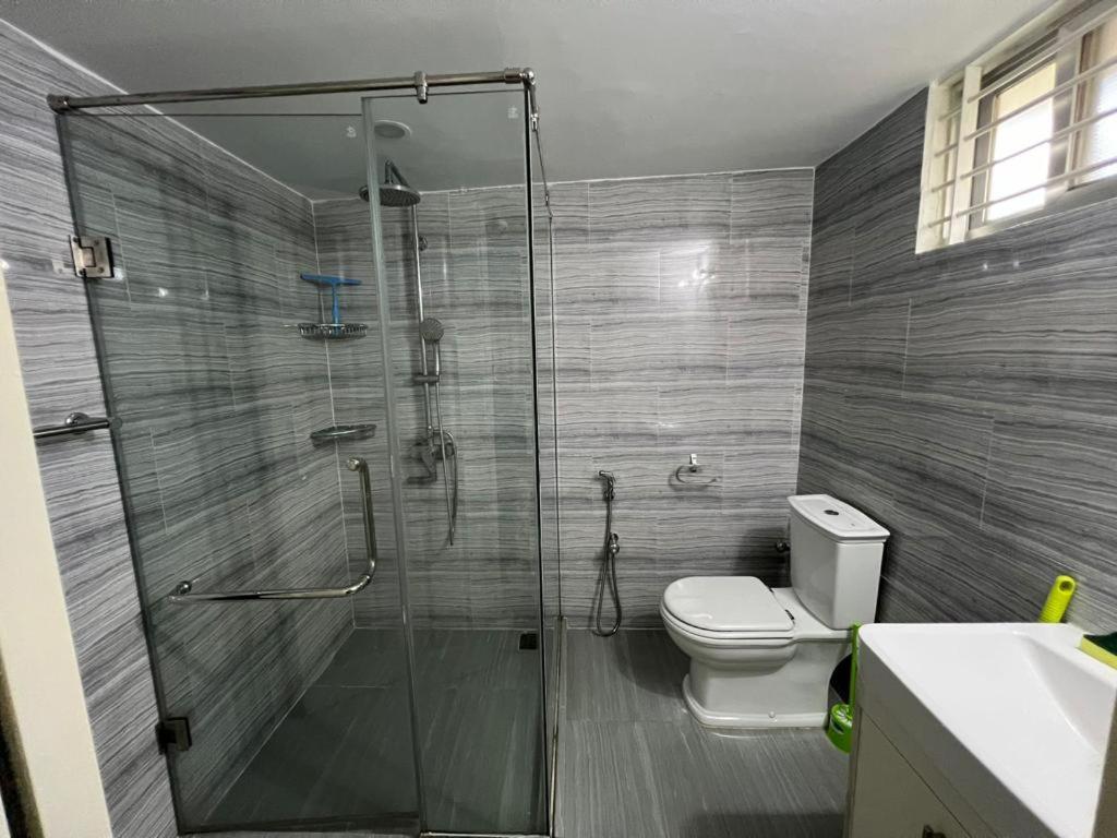Alom Manzil - 4 Bedroom Family Home
