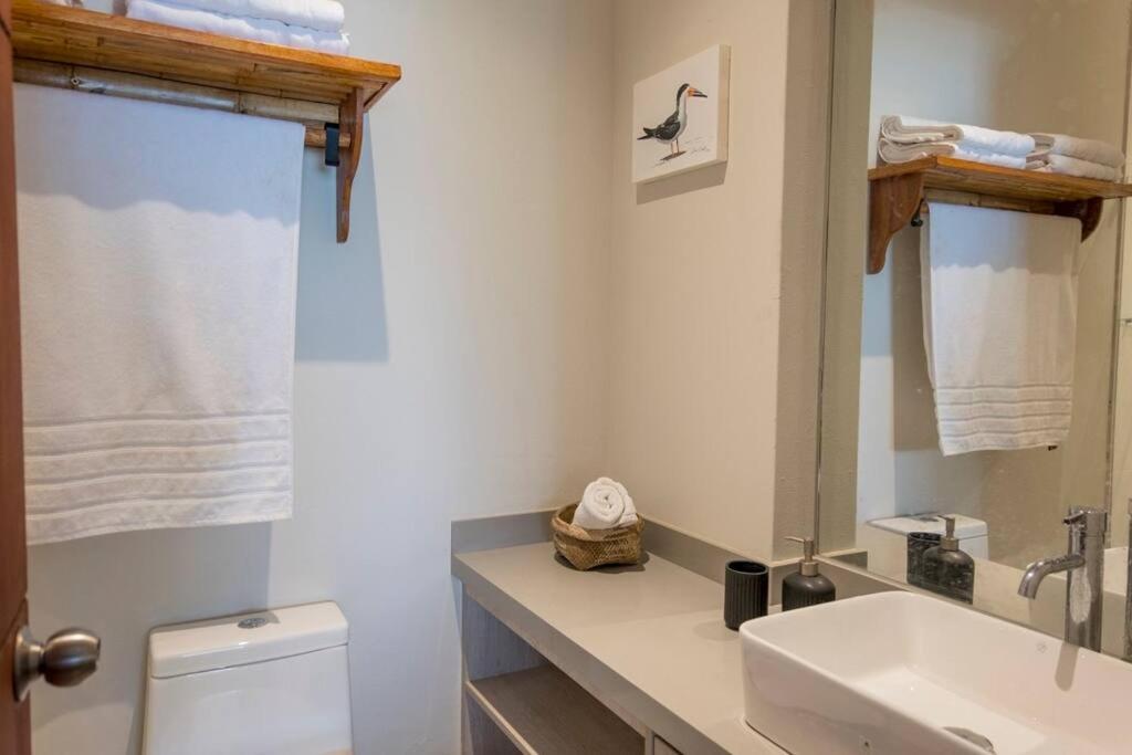 Mancora Beach Apartment-Las Pocitas