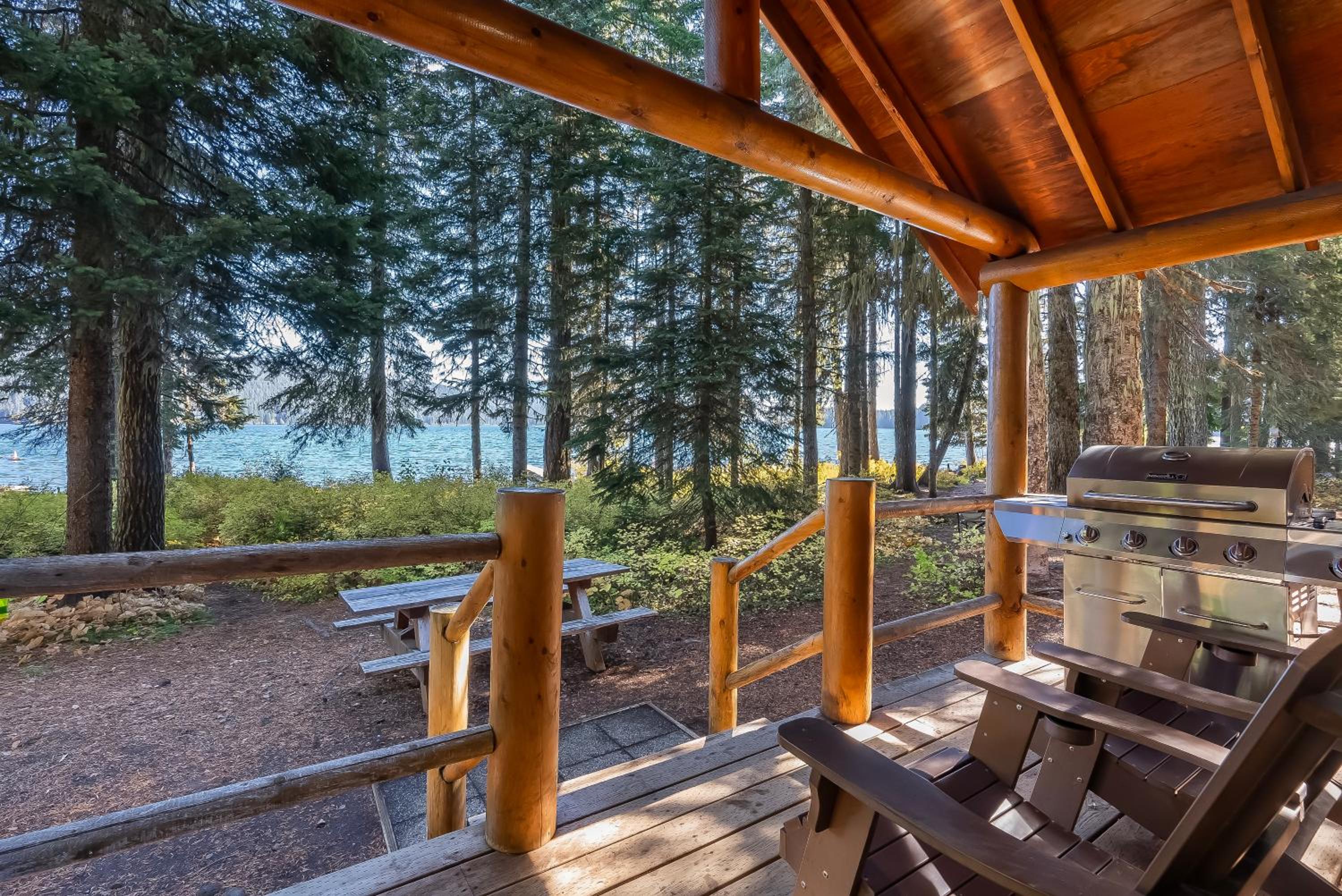 Shelter Cove Resort & Marina