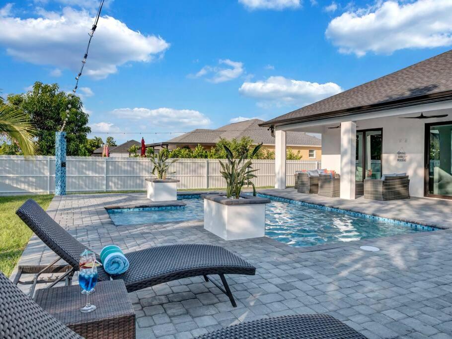 Villa Milan Brand New house 9 guests Heated pool view 3