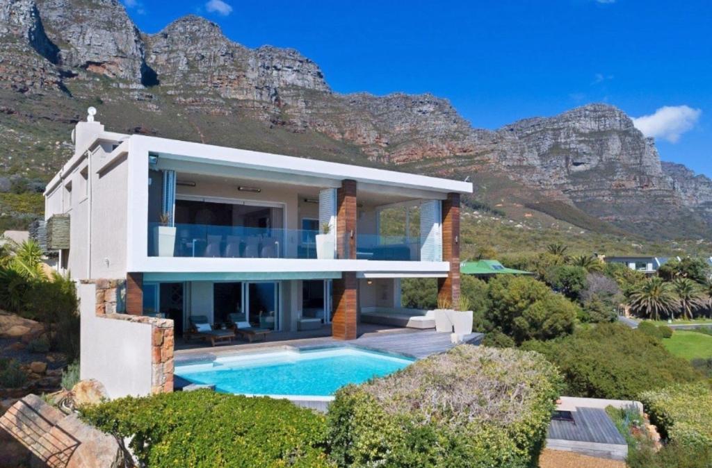 Beachside Holiday Home view 5