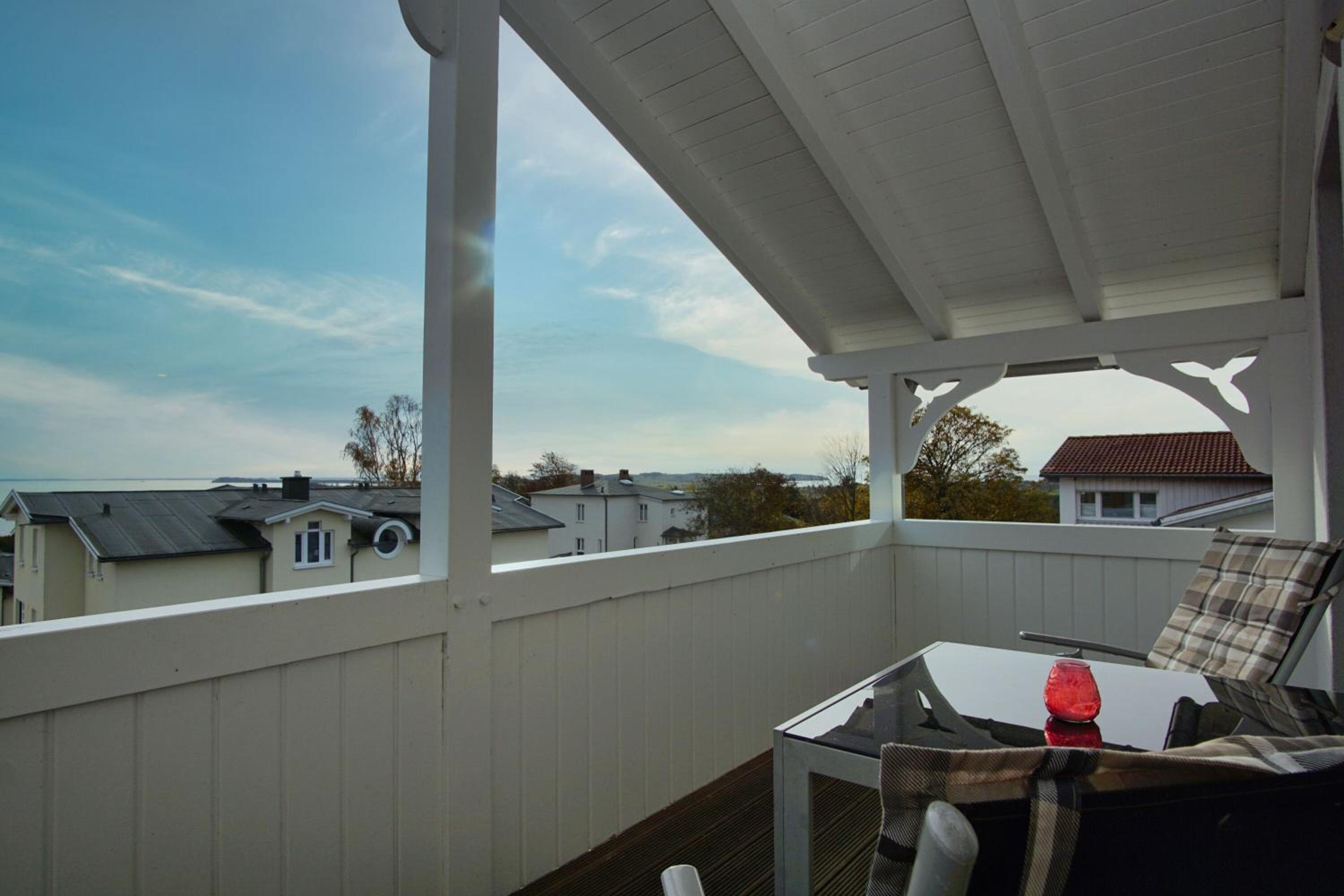 traumhafter Meerblick, schicke Ferienwohnung mit Balkon - Villa Fernsicht FeWo 10