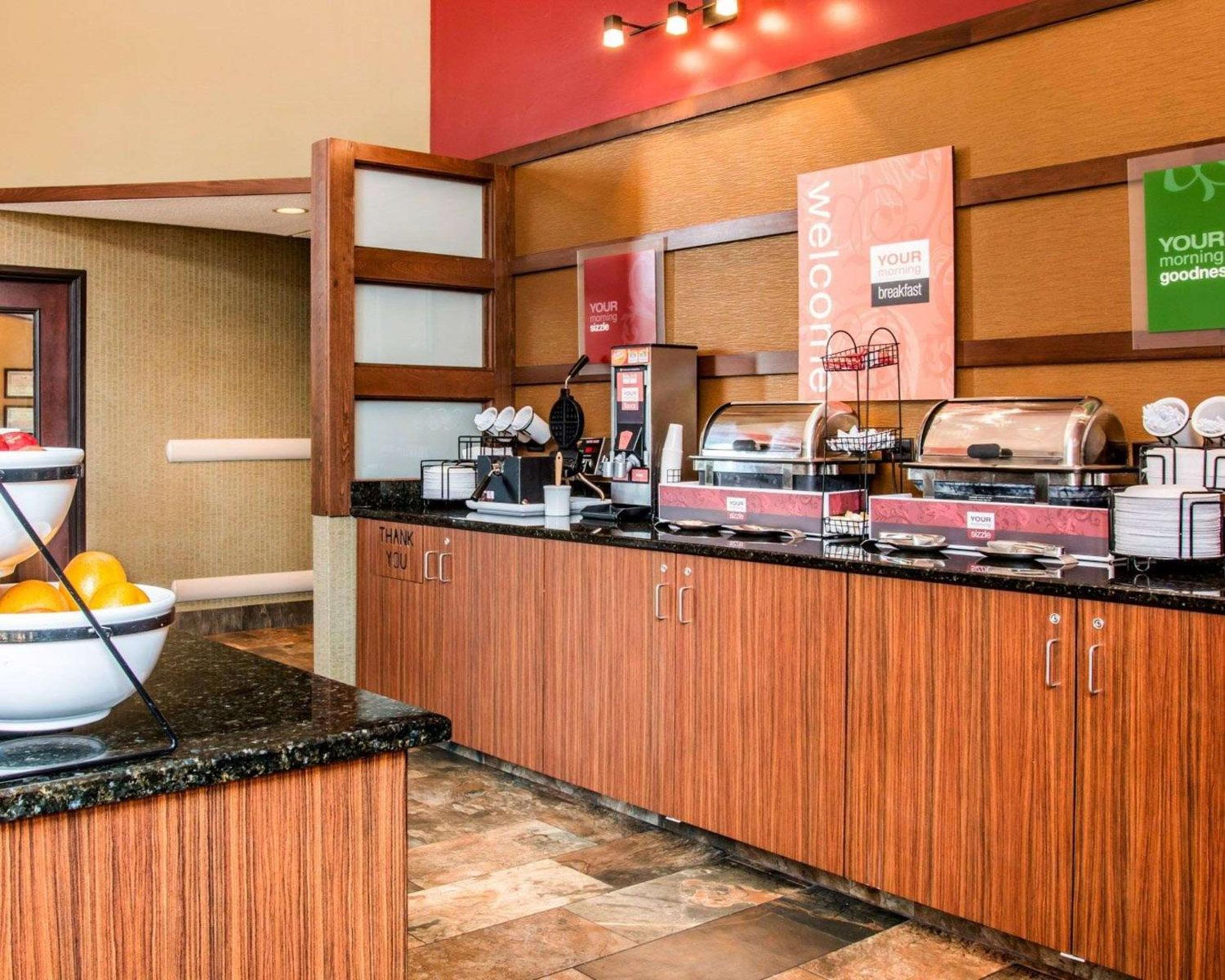 Mount Pleasant Vacations - Comfort Inn  Suites and Conference Center - Property Image 11