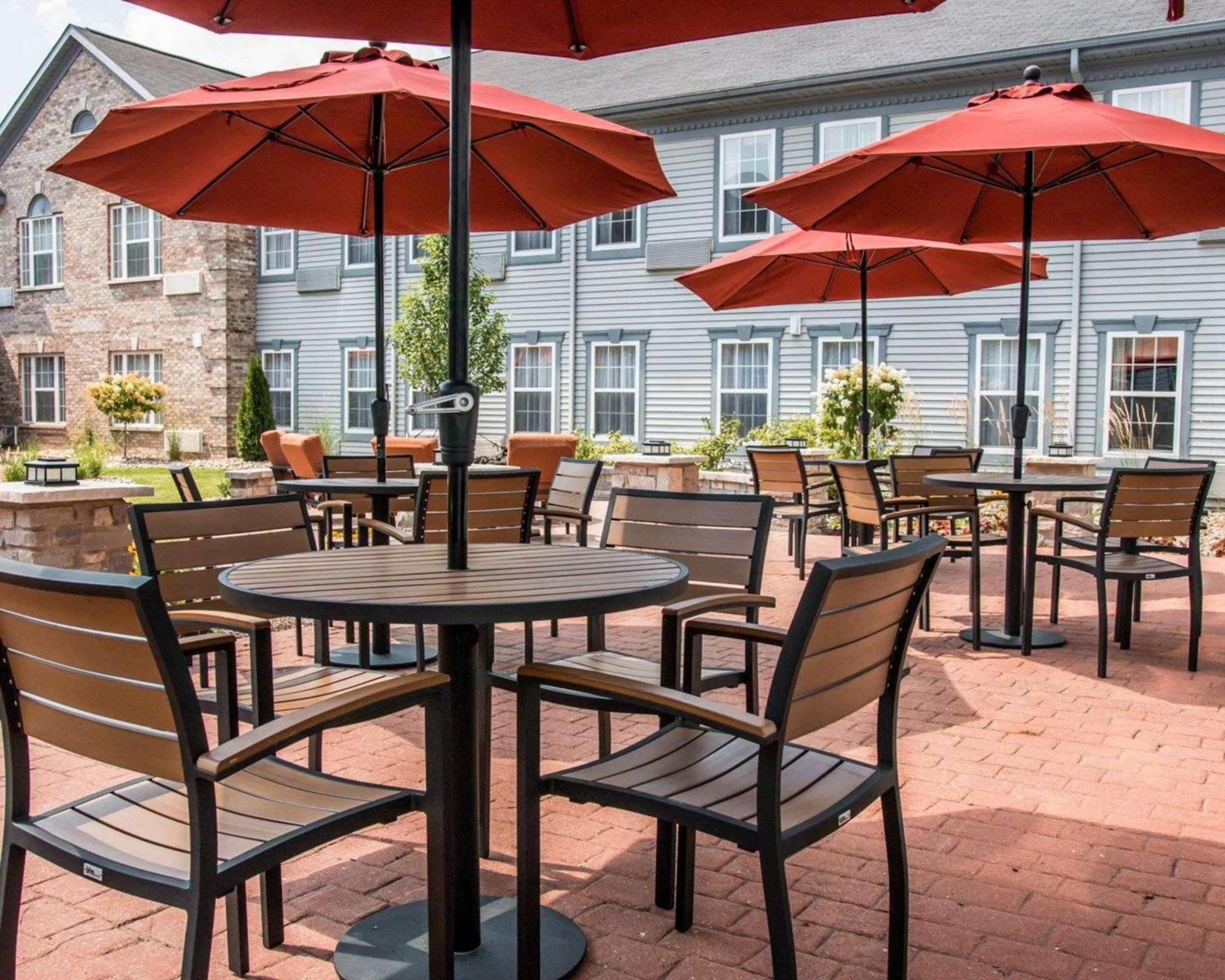 Mount Pleasant Vacations - Comfort Inn  Suites and Conference Center - Property Image 9