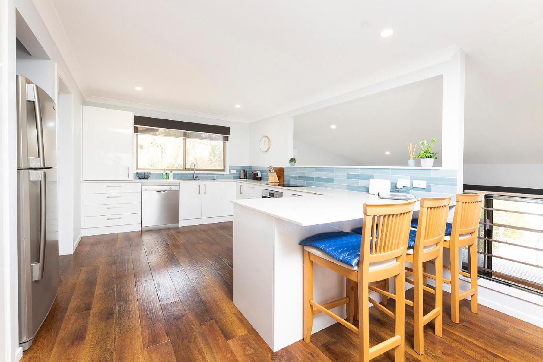 Wallis Lake Retreat-Between the ocean and the lake