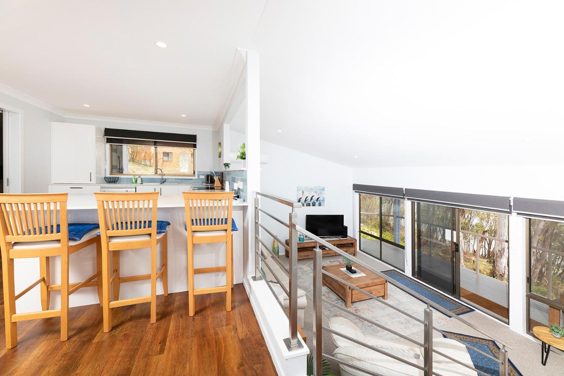 Wallis Lake Retreat-Between the ocean and the lake
