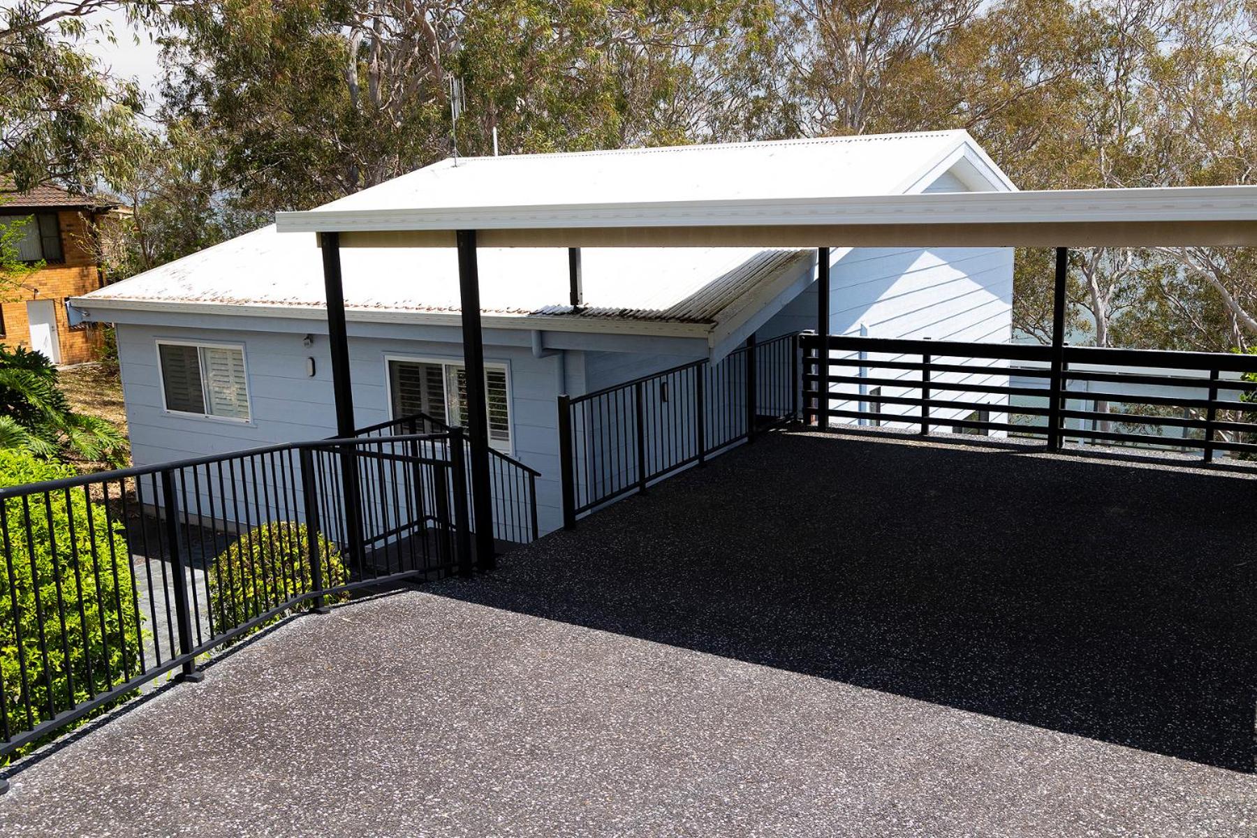 Wallis Lake Retreat-Between the ocean and the lake