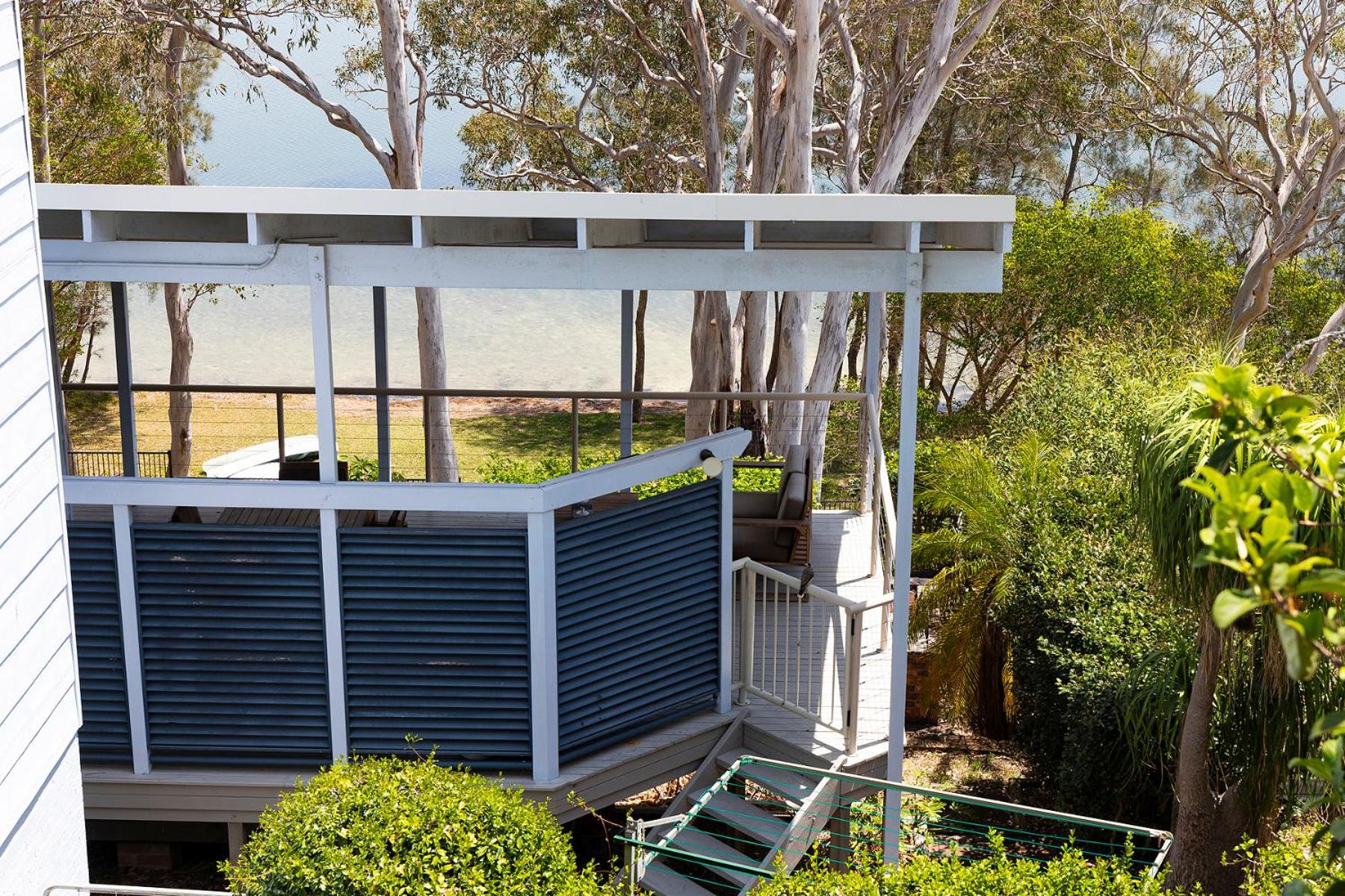 Wallis Lake Retreat-Between the ocean and the lake