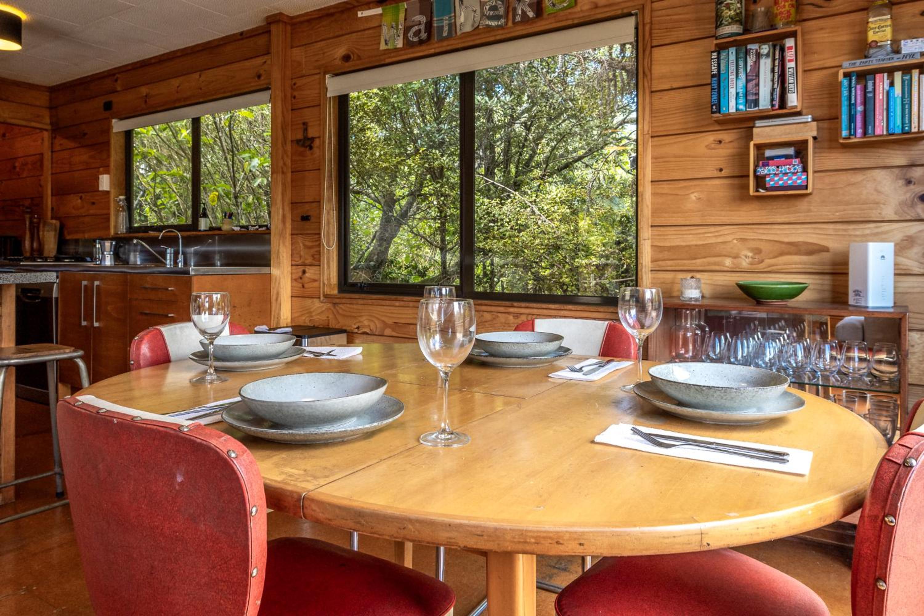 Onetangi Bliss - Waiheke Island Holiday Home view 2