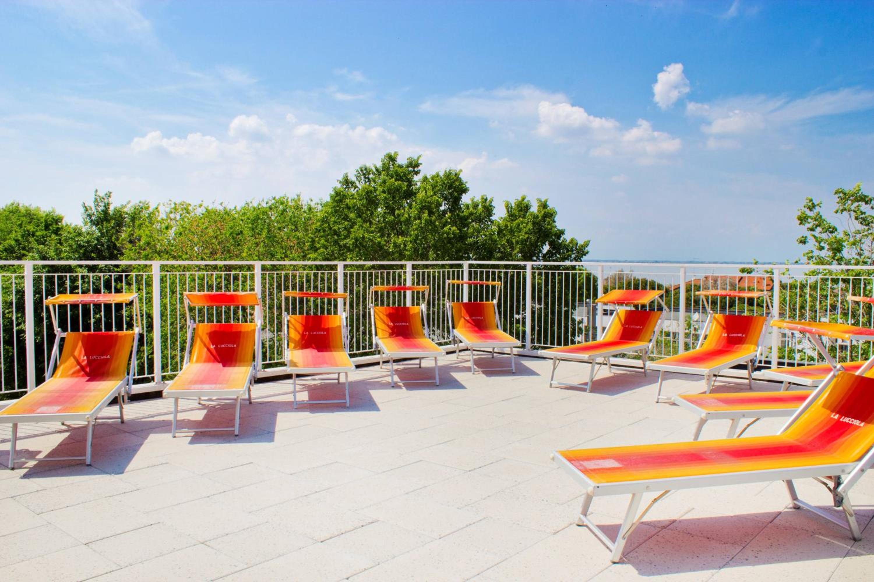 Colourful modern flat in Lignano-Beahost view 5