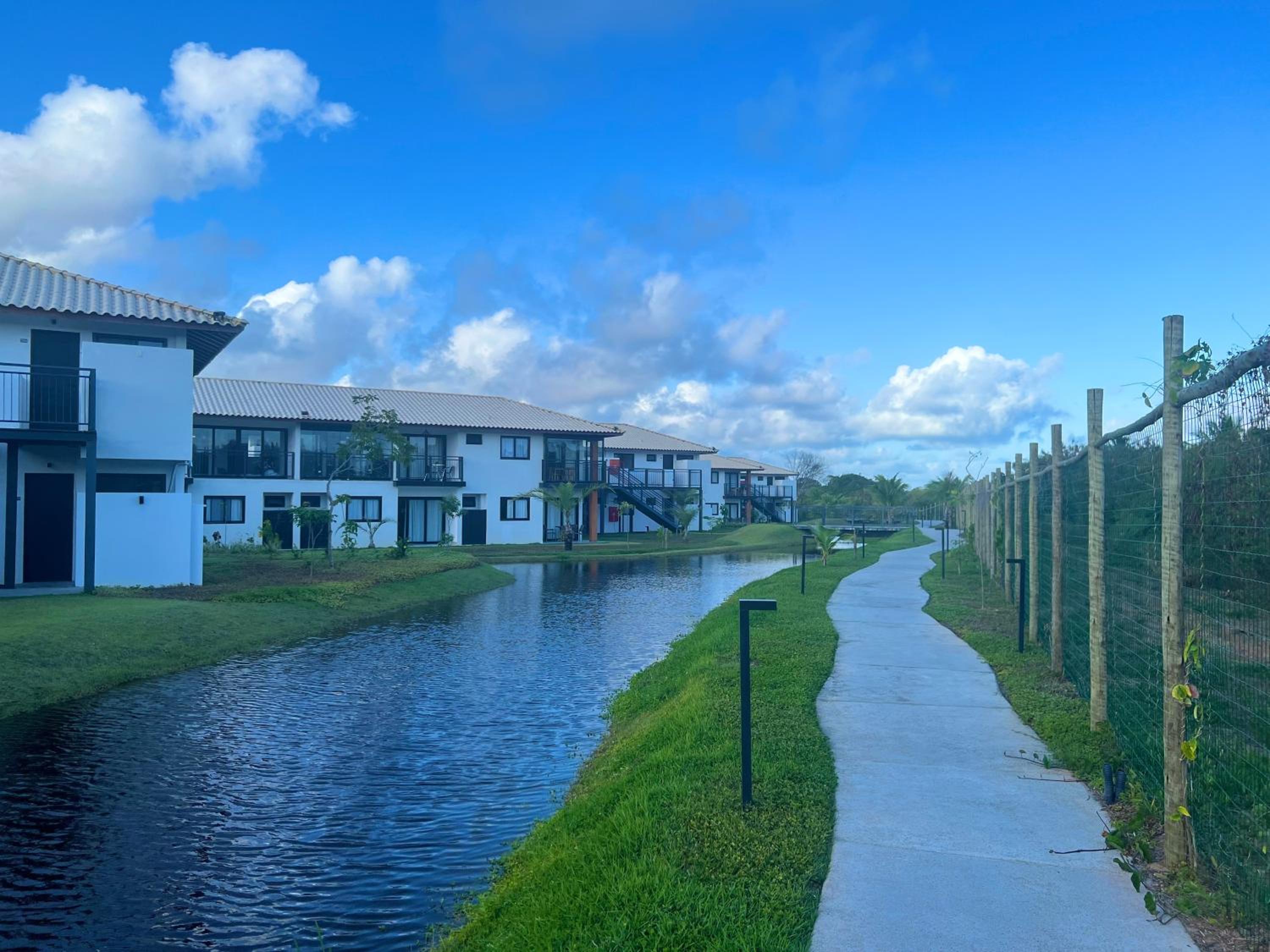 Hotel Village encanto - 2 quartos, luxo, térreo e lindo na Praia do Forte - Image 1