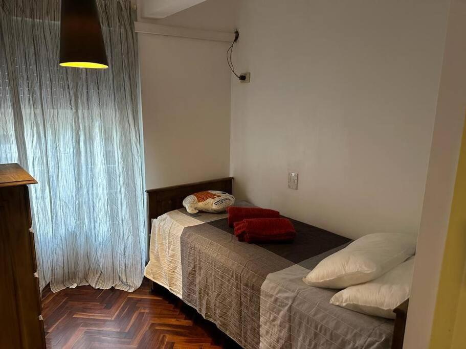 Semipiso Panoramico 2 habitaciones amplia cocina lavadero Parrilla y Cochera privada incluida a metros del subte