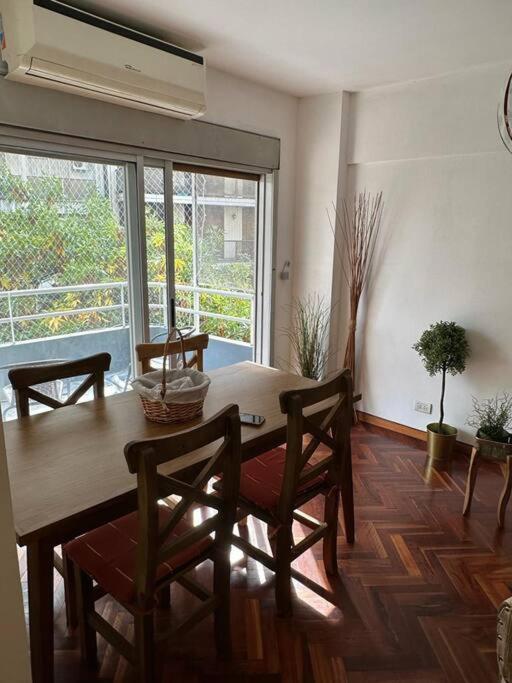 Semipiso Panoramico 2 habitaciones amplia cocina lavadero Parrilla y Cochera privada incluida a metros del subte