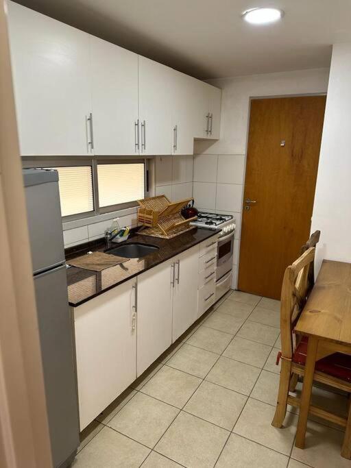 Semipiso Panoramico 2 habitaciones amplia cocina lavadero Parrilla y Cochera privada incluida a metros del subte