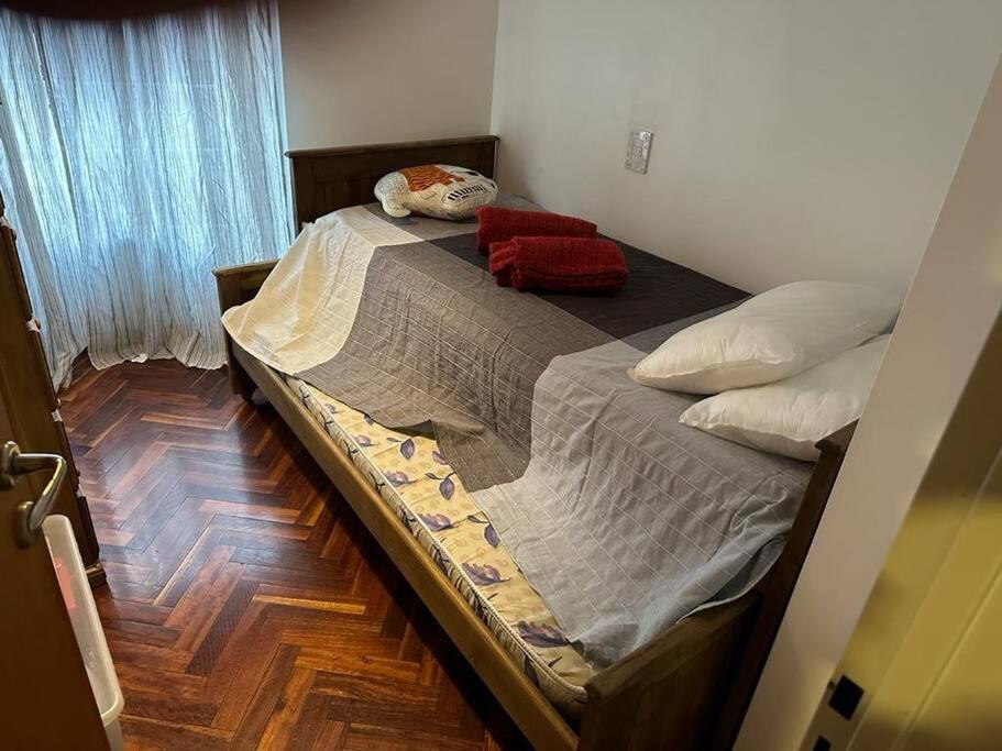 Semipiso Panoramico 2 habitaciones amplia cocina lavadero Parrilla y Cochera privada incluida a metros del subte