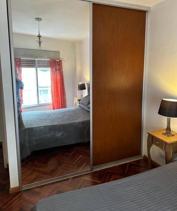 Semipiso Panoramico 2 habitaciones amplia cocina lavadero Parrilla y Cochera privada incluida a metros del subte