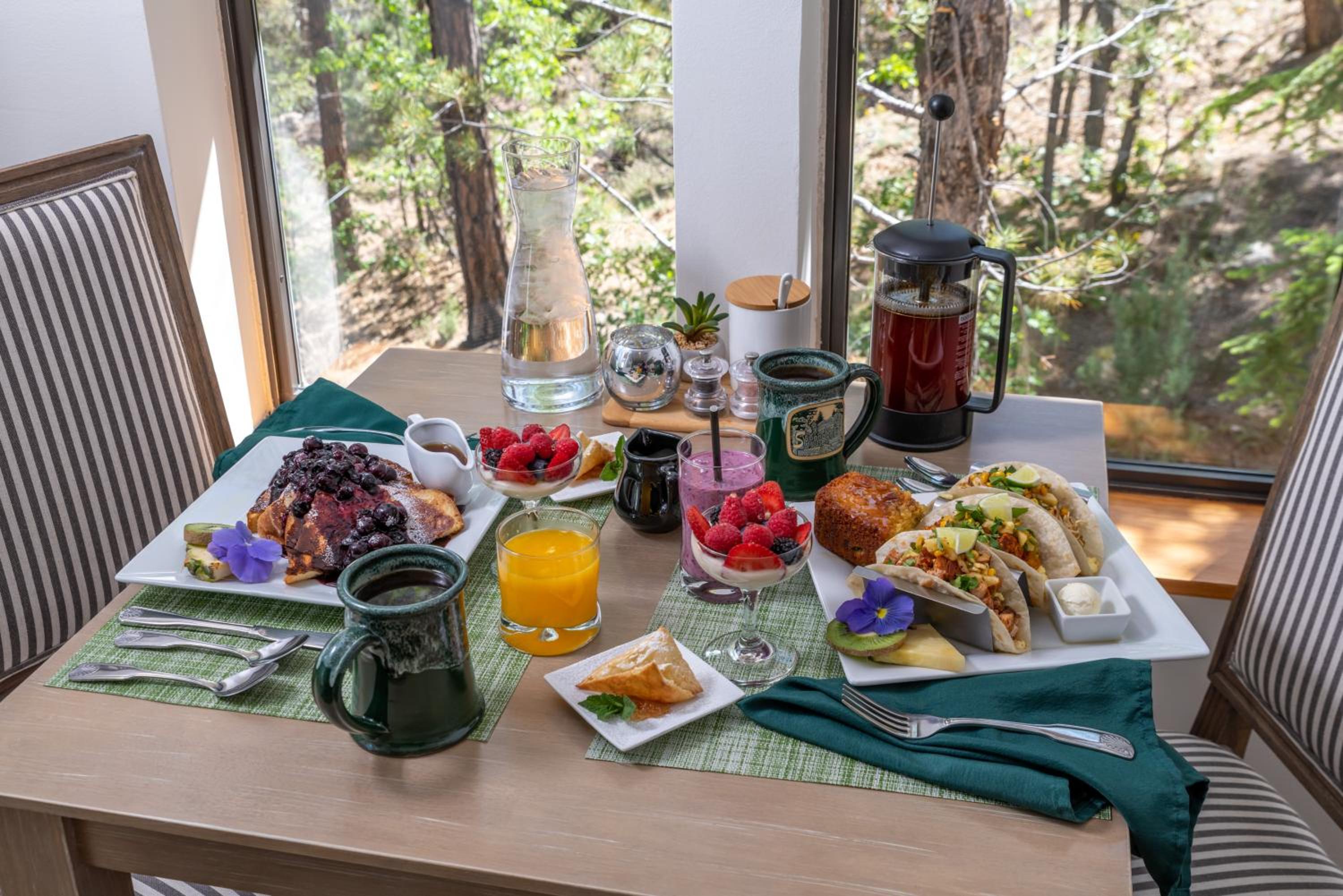 Sheridan House Inn- Adult Only Accommodation