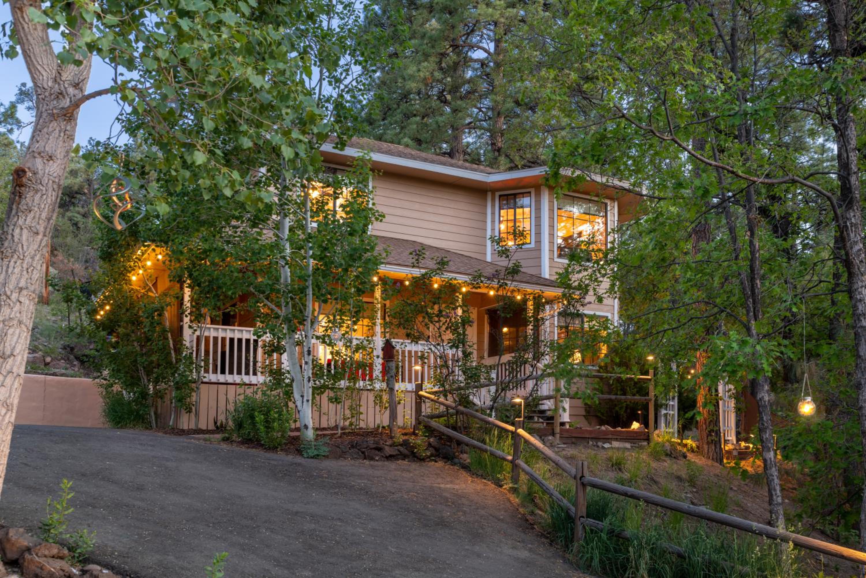 Sheridan House Inn- Adult Only Accommodation