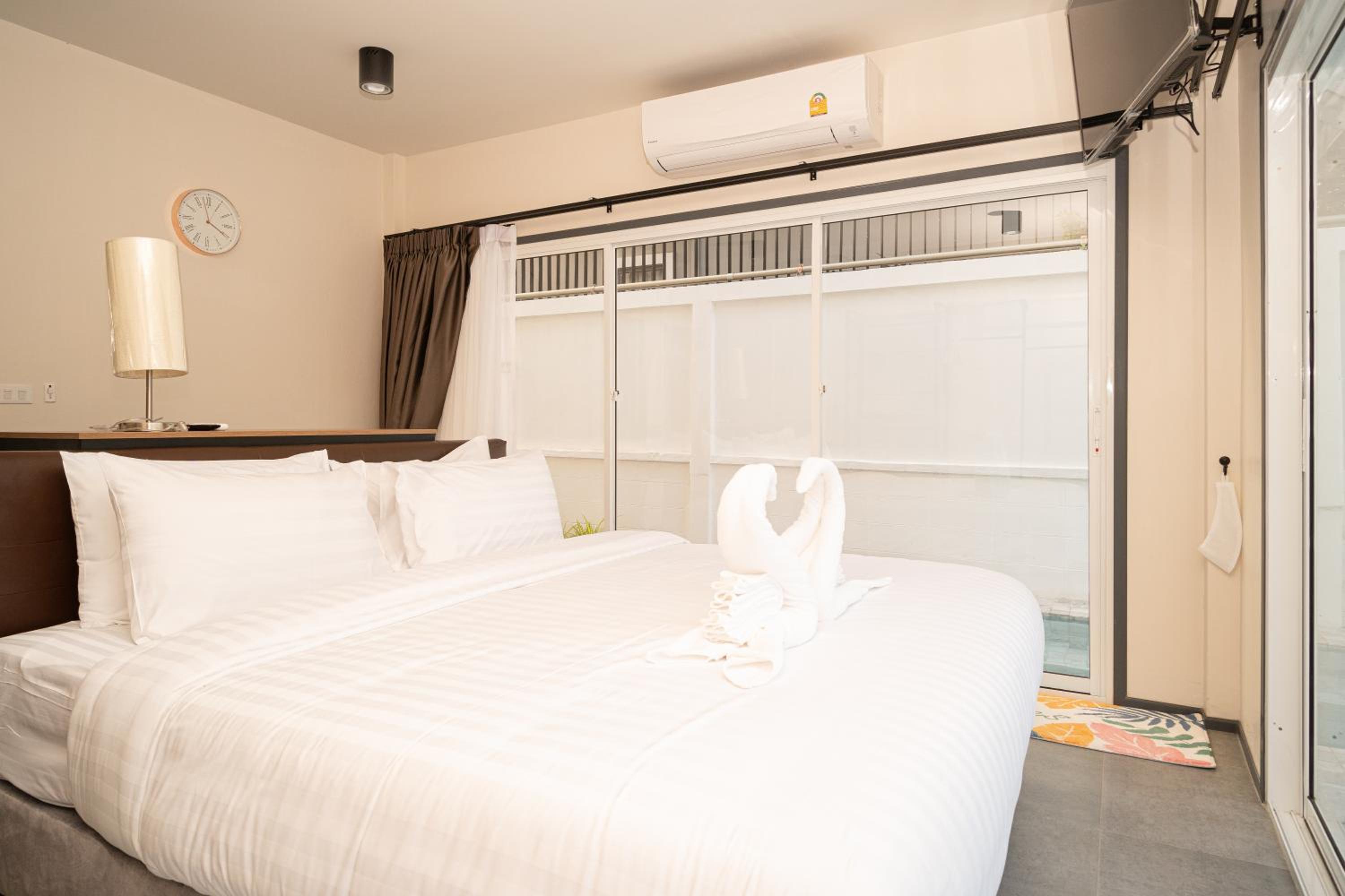 Mohana Pool villa 4 bedrooms near walking street