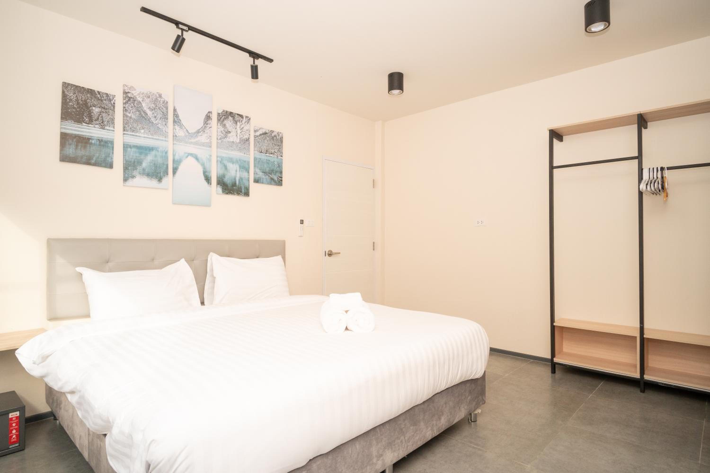 Mohana Pool villa 4 bedrooms near walking street