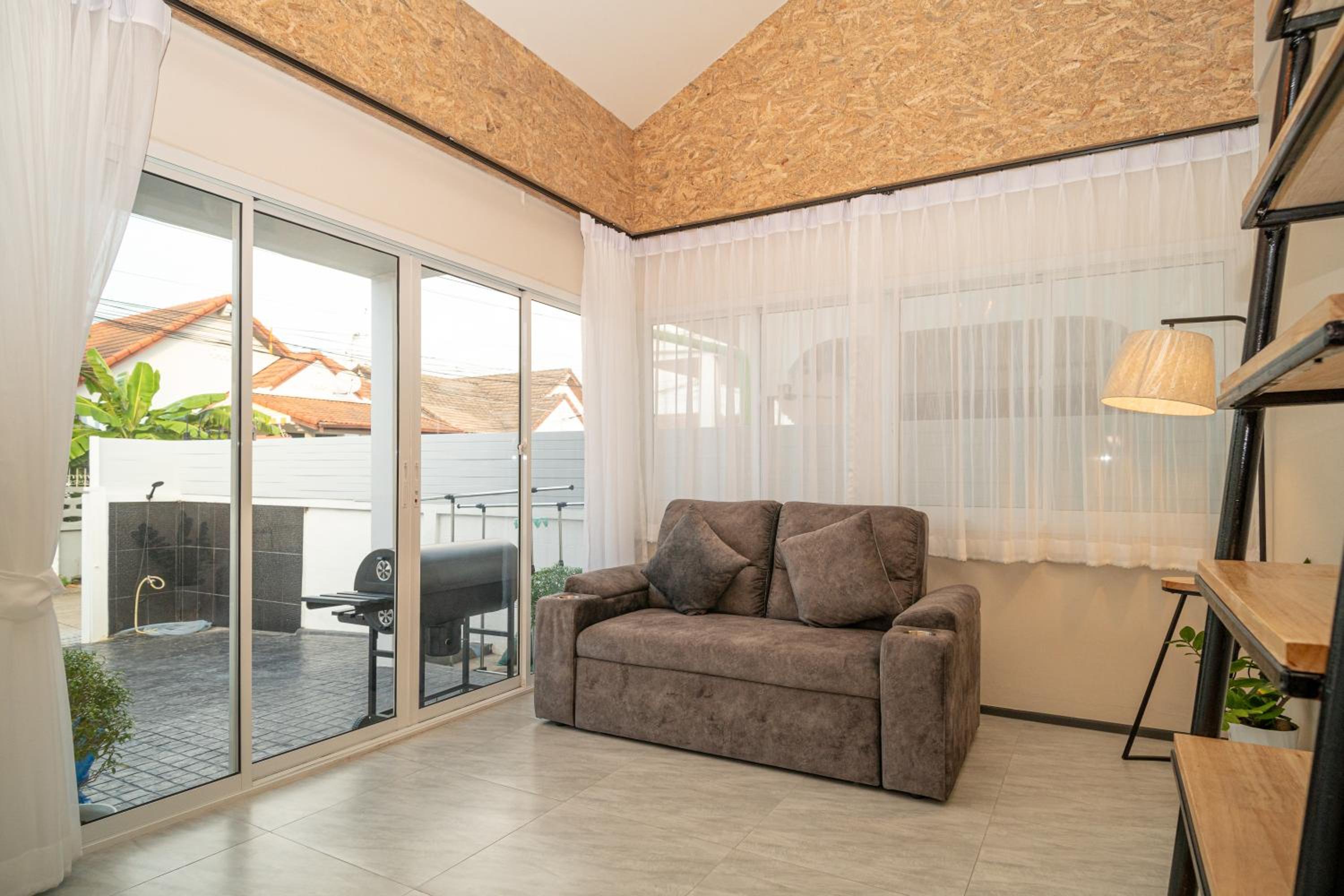 Mohana Pool villa 4 bedrooms near walking street