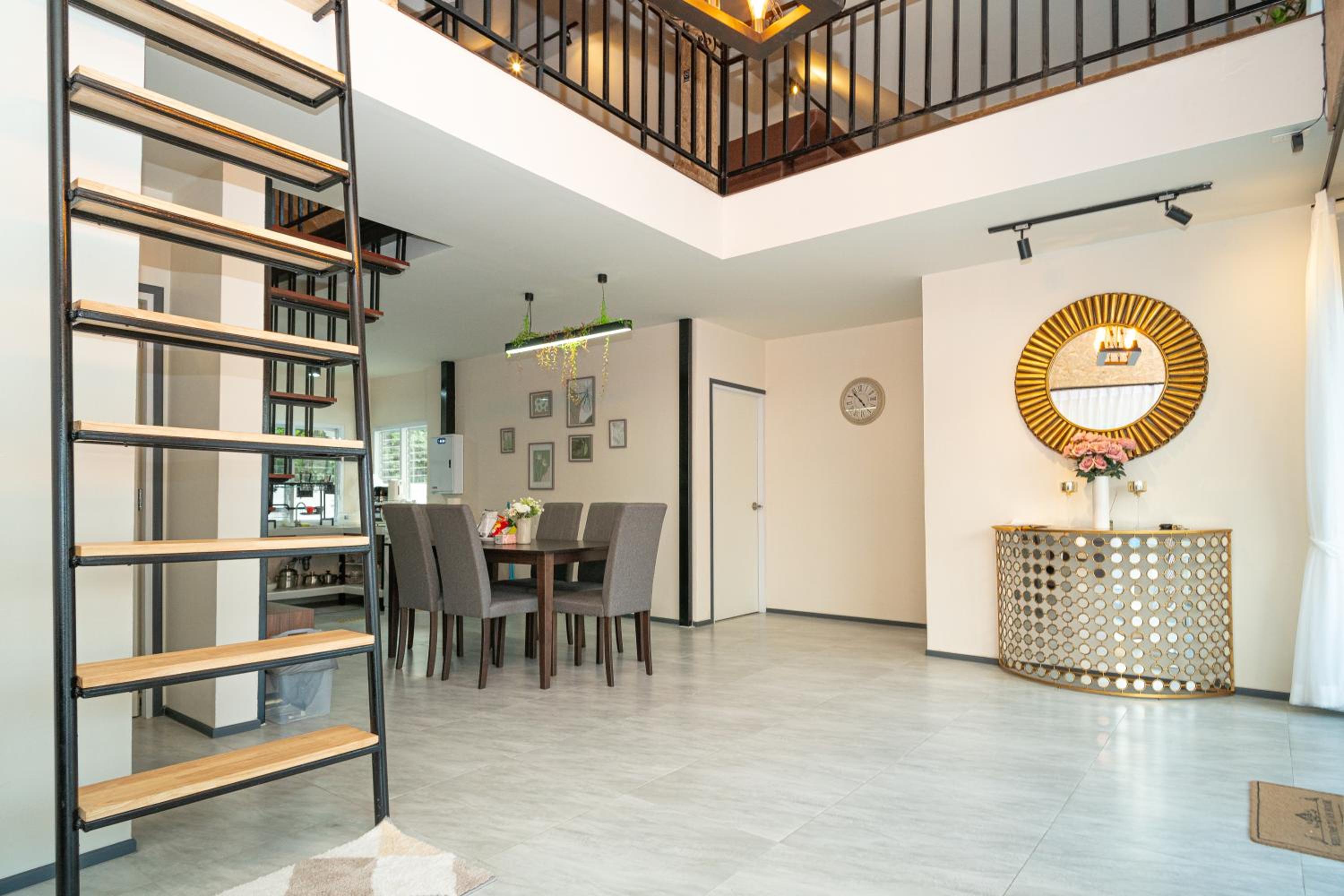 Mohana Pool villa 4 bedrooms near walking street