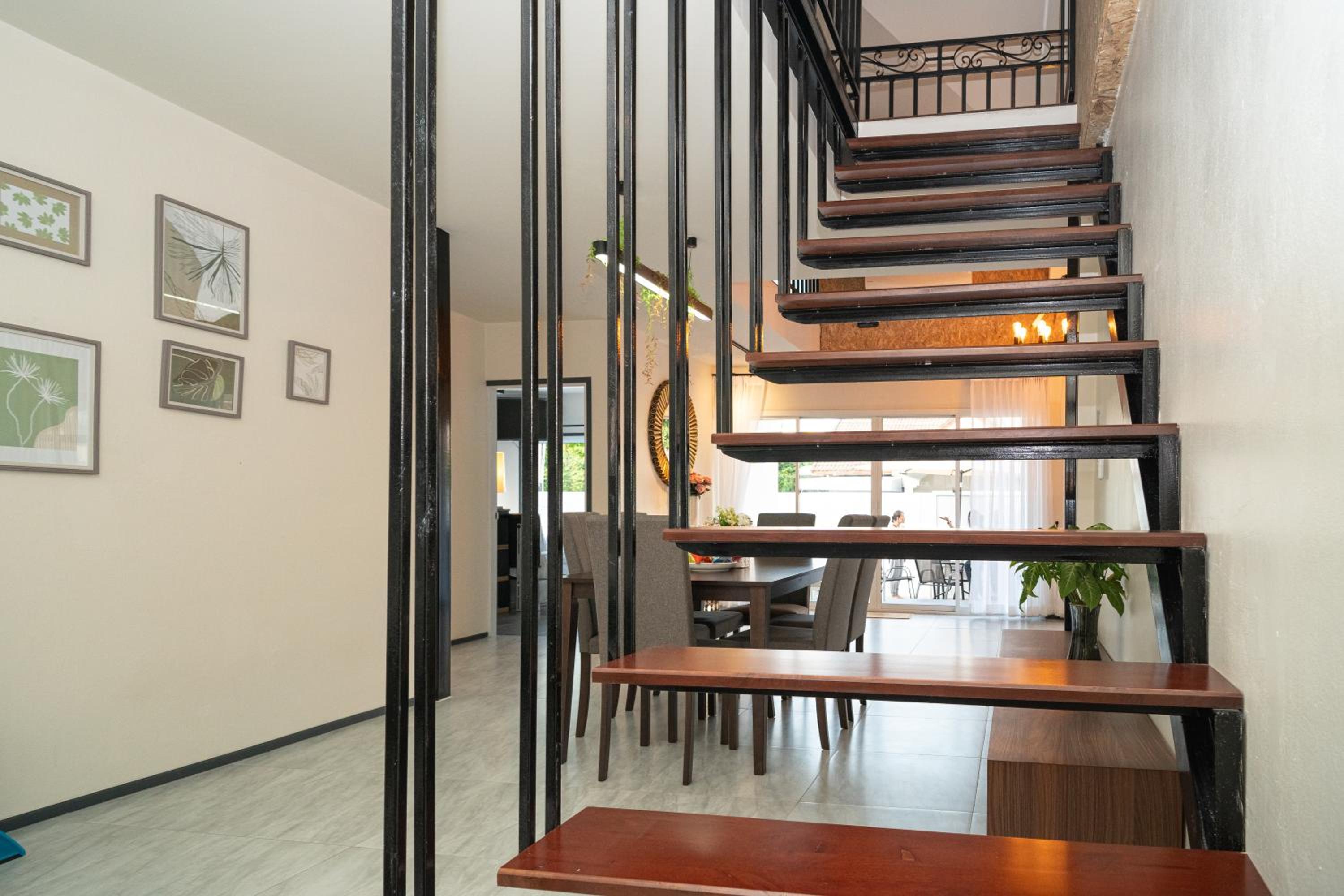 Mohana Pool villa 4 bedrooms near walking street
