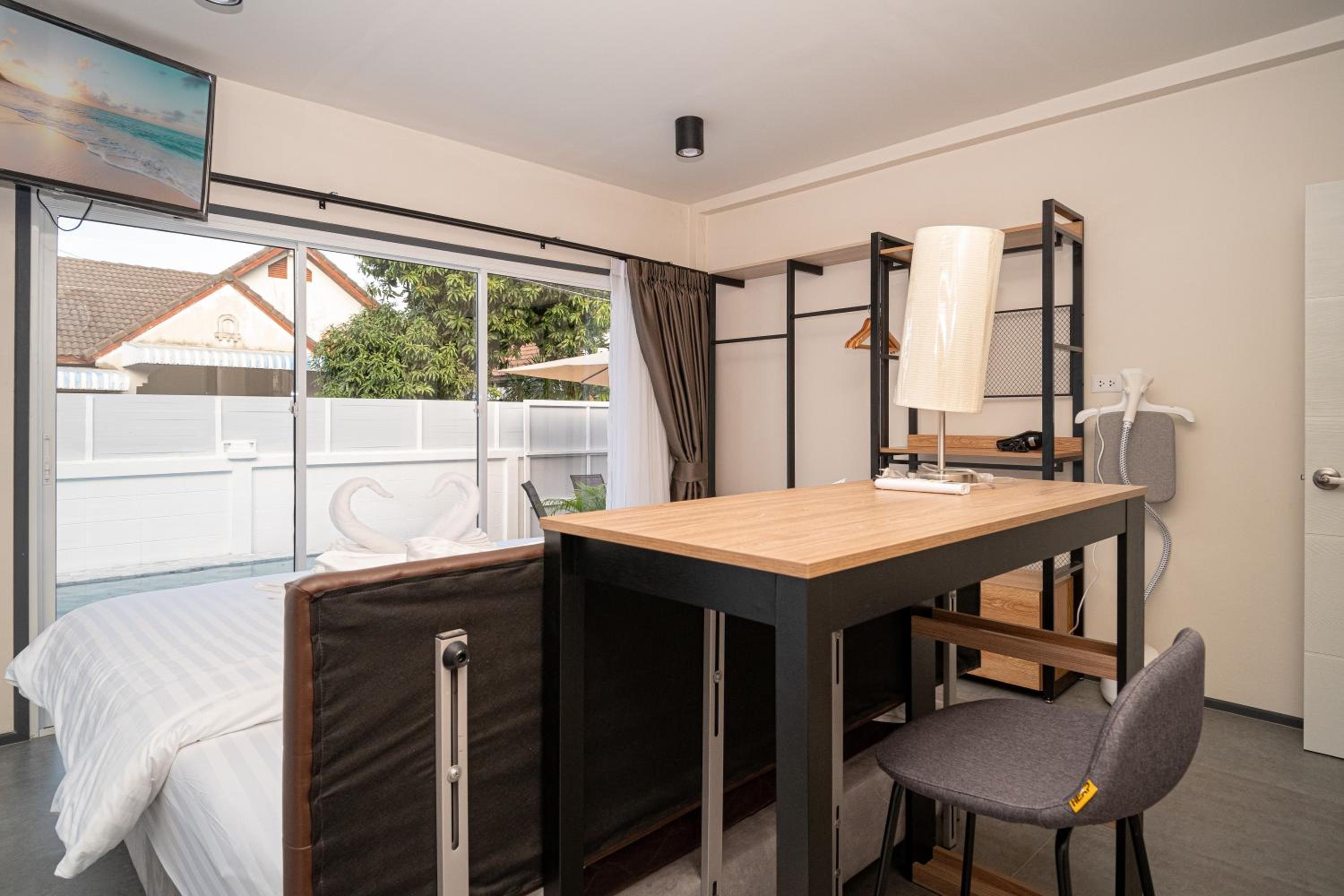 Mohana Pool villa 4 bedrooms near walking street