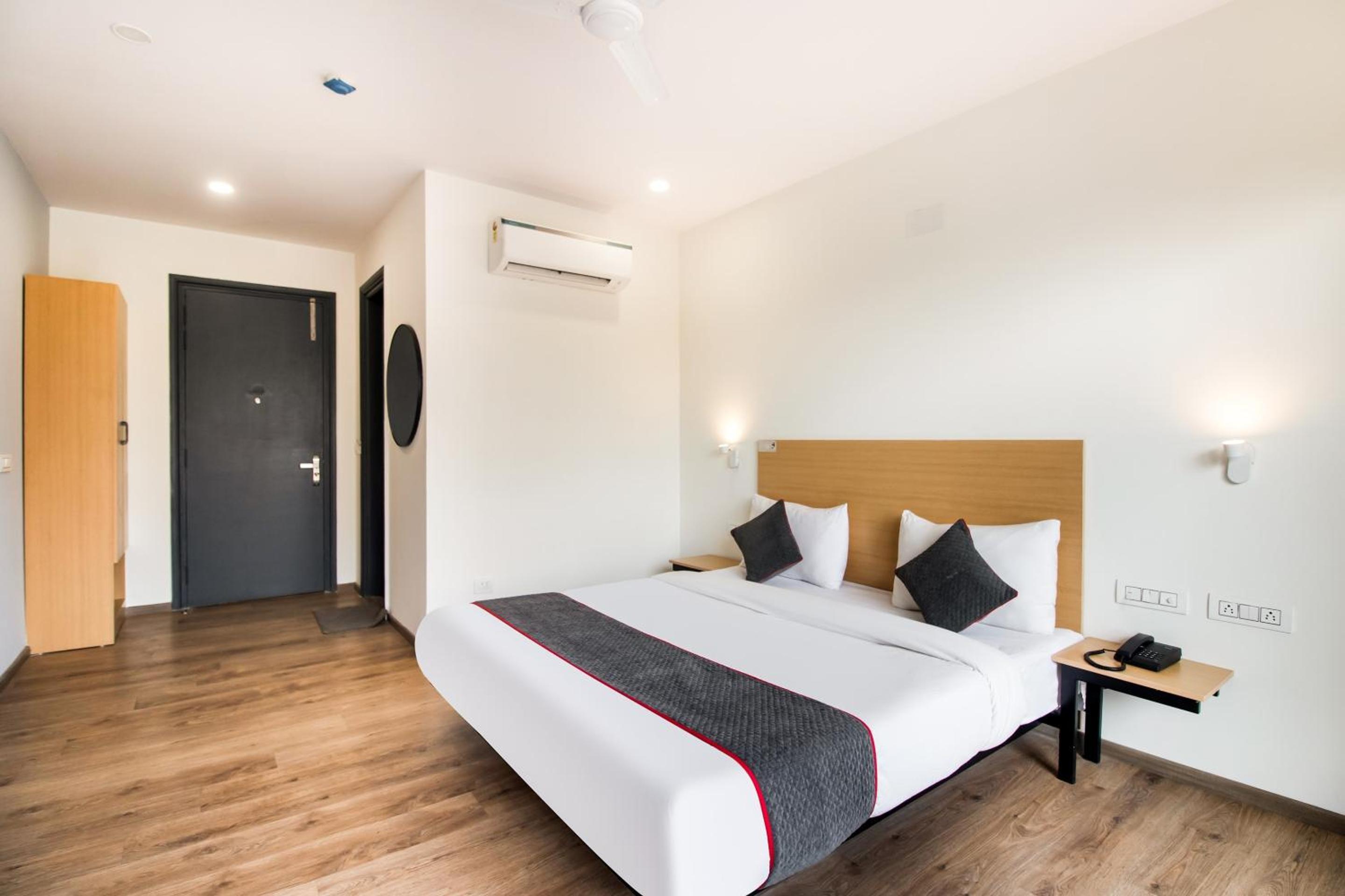Hotel O Legend's residency