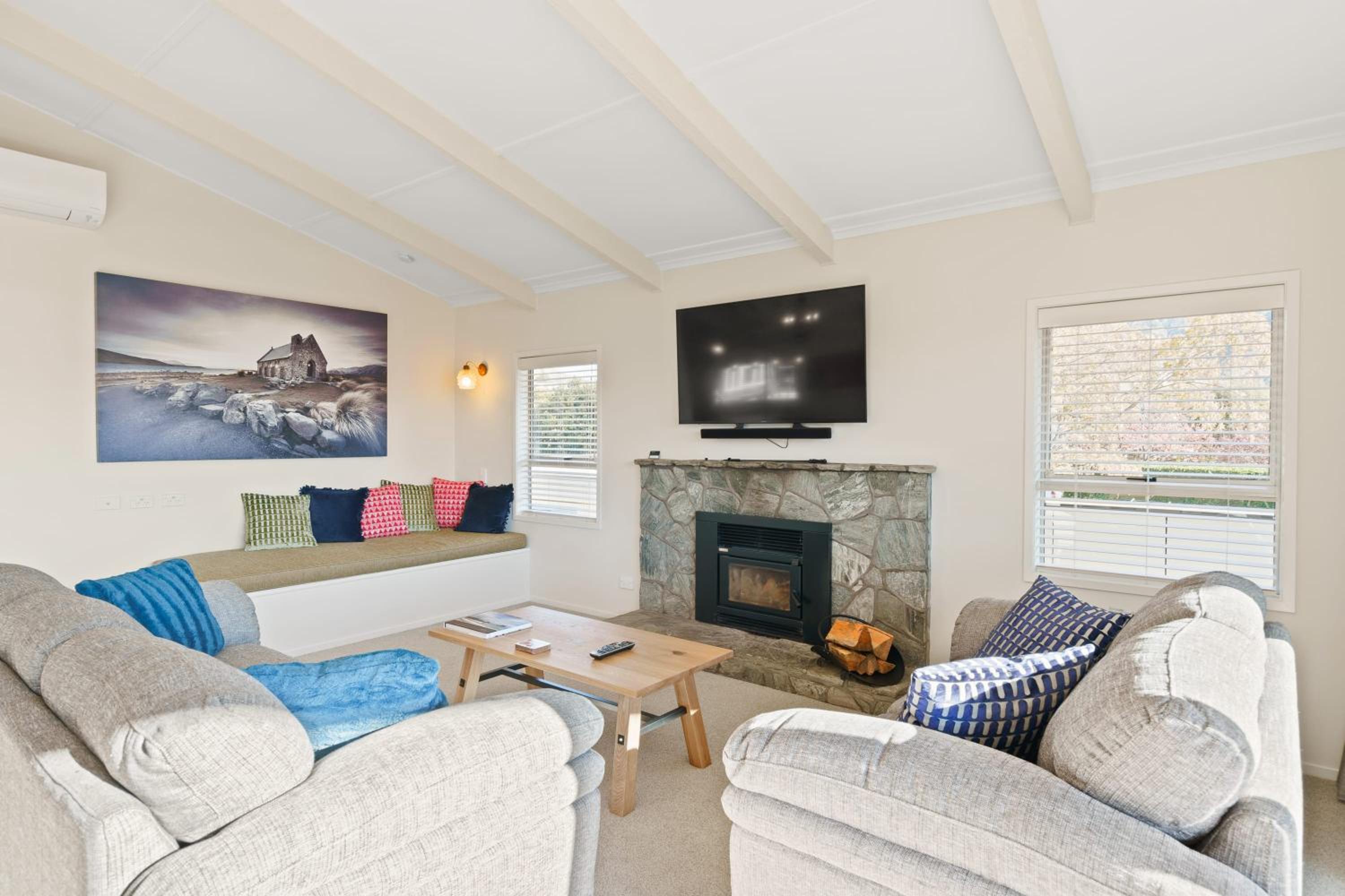 Renovated Wanaka Classic with Lake Views view 5