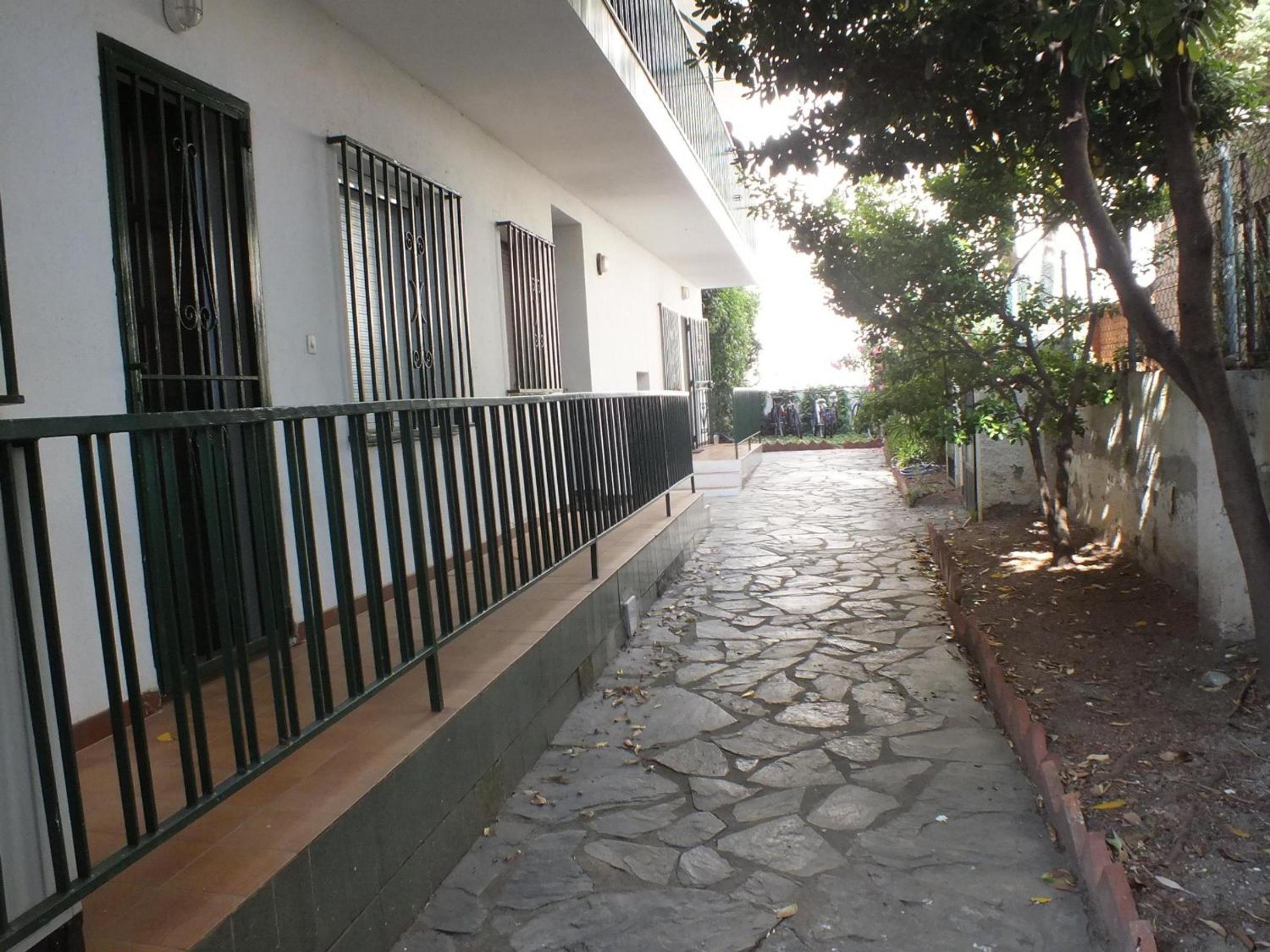 Appartement proche de la plage avec 2 chambres, terrasse et parking à Santa Margarita, Roses - ES-204-58 view 3