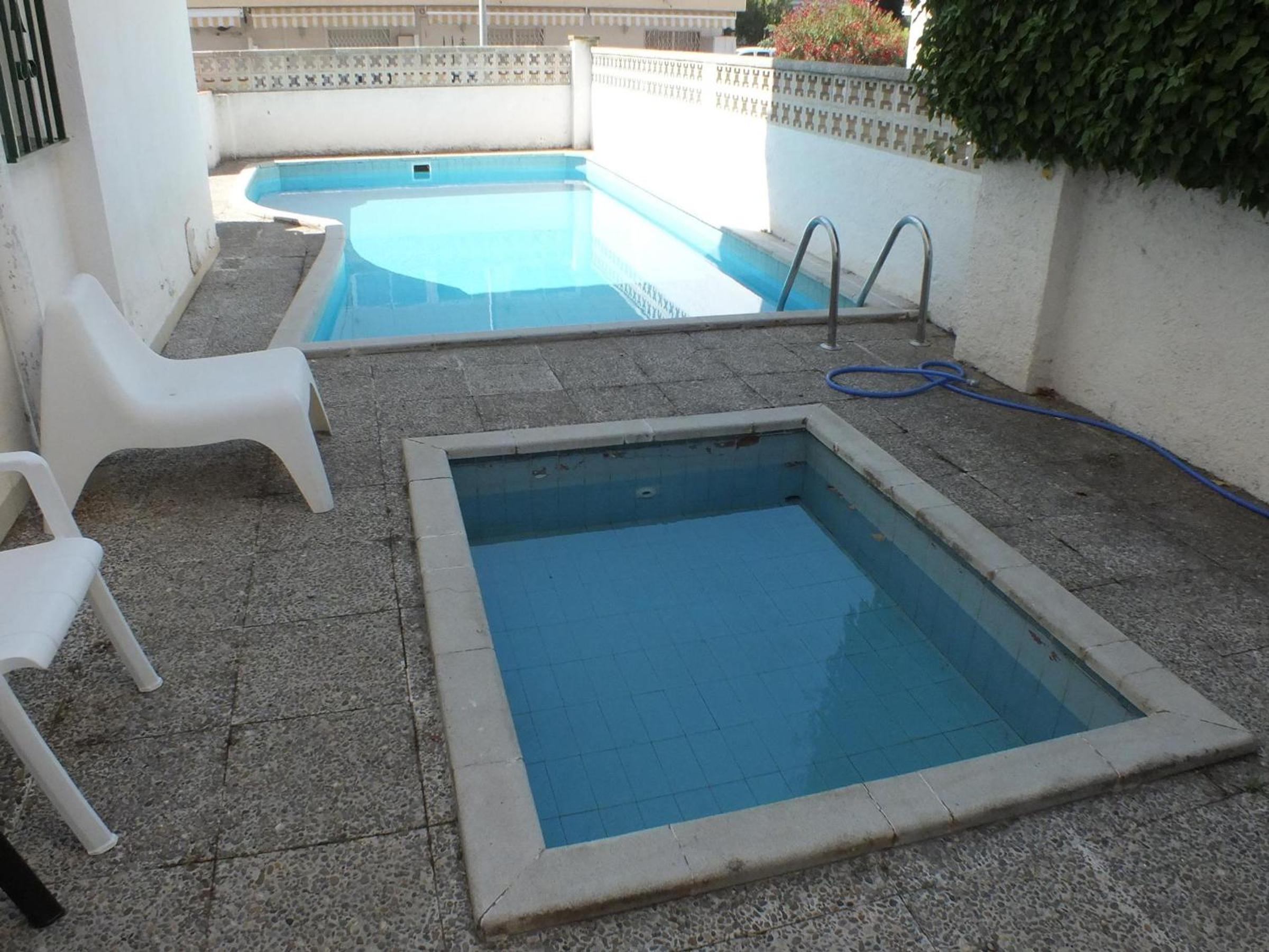 Appartement proche de la plage avec 2 chambres, terrasse et parking à Santa Margarita, Roses - ES-204-58 view 2