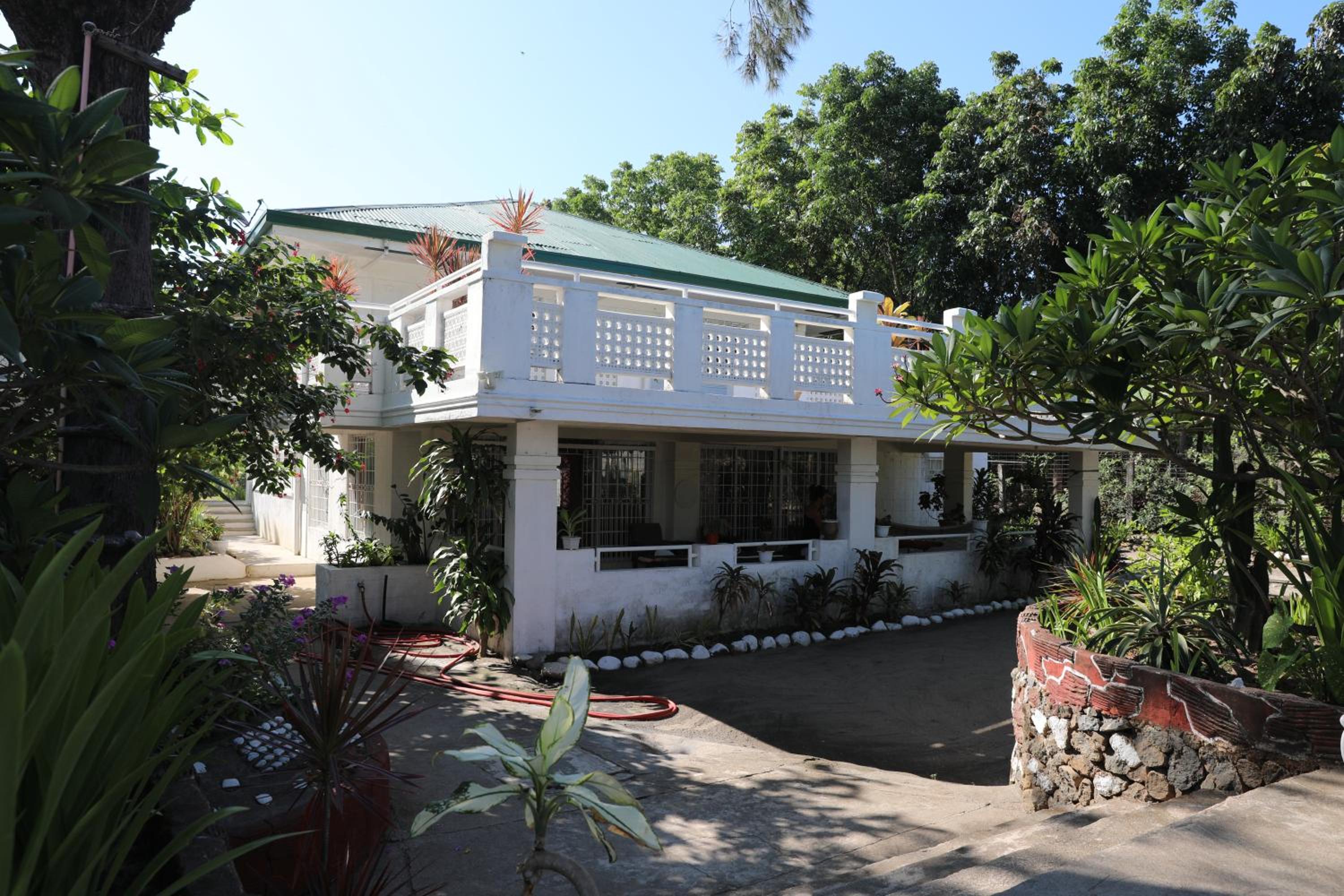 La Casa Blanca Binoclutan view 4