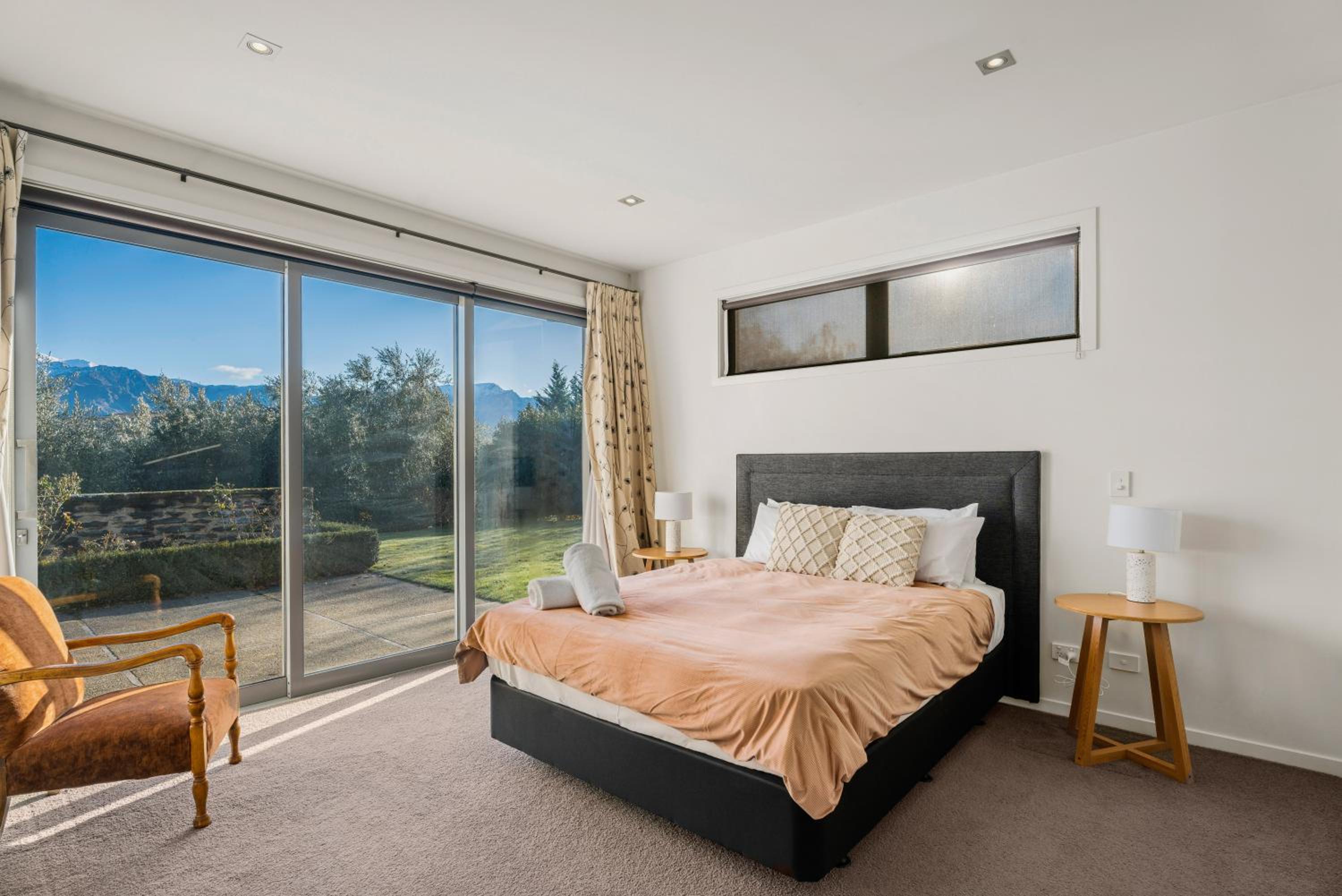 Queenstown Lifestyle and Lakeview view 4