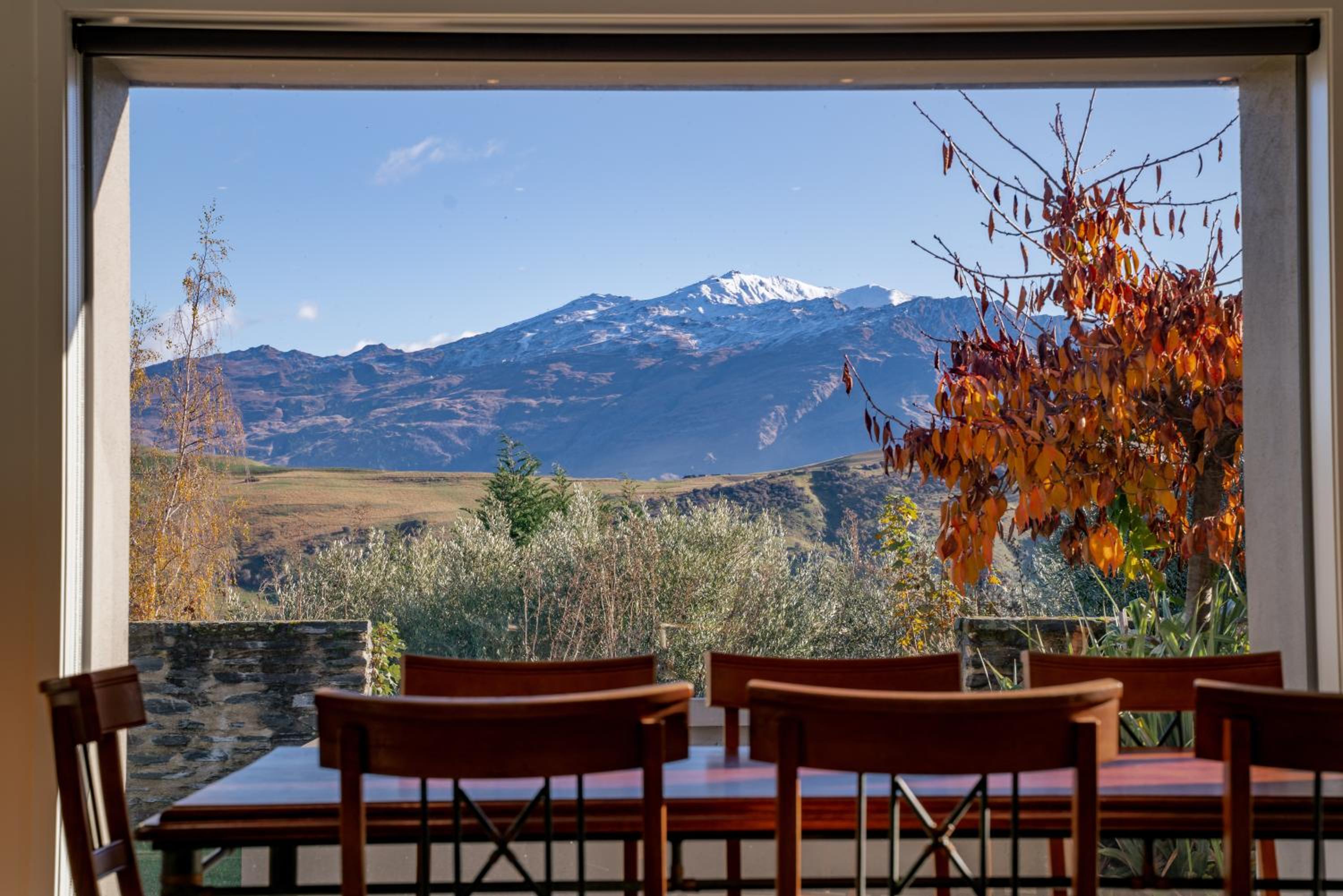 Hotel Queenstown Lifestyle and Lakeview - Image 1